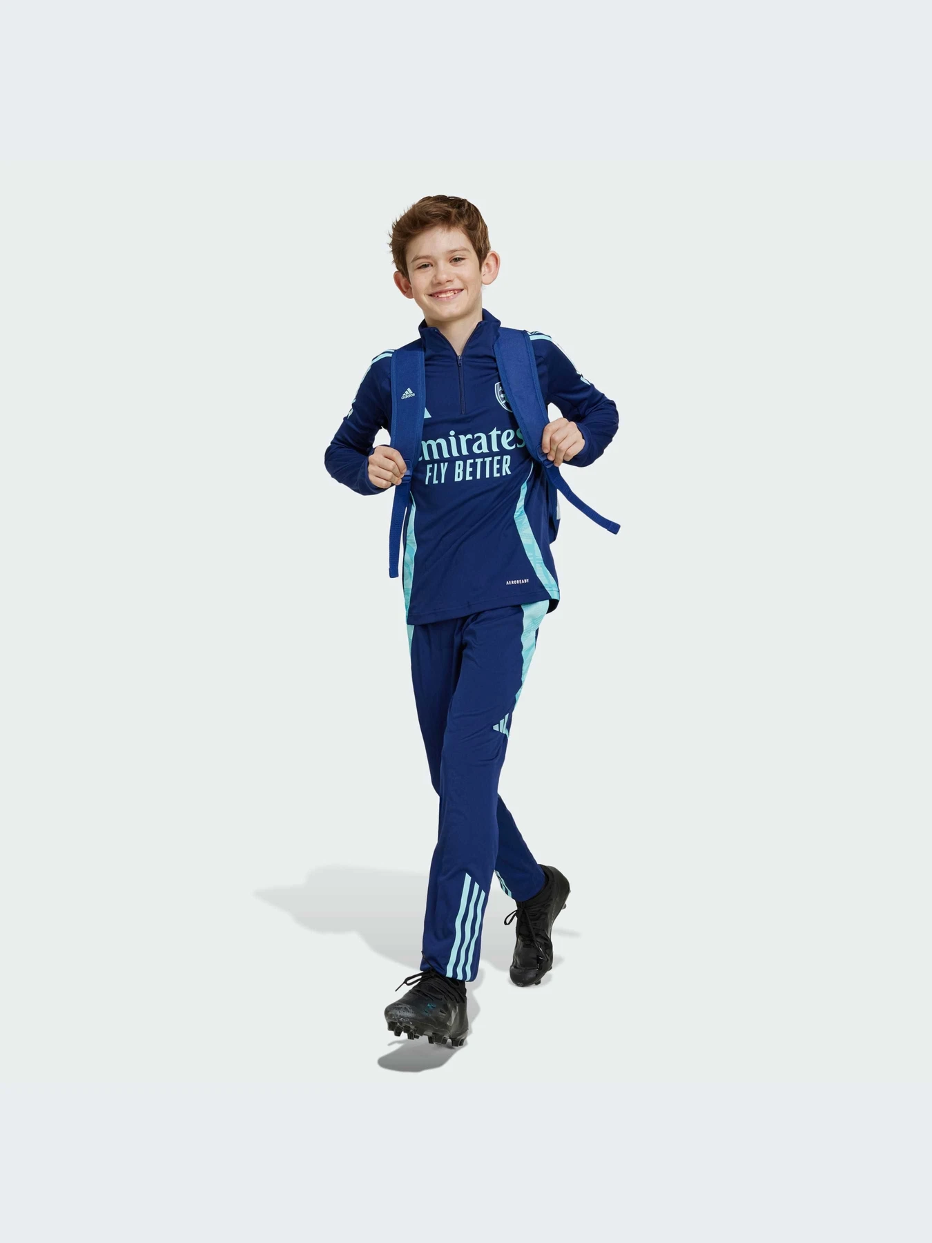 Брюки Adidas модель IT2209 Брюки Adidas модель IT2209 Фото