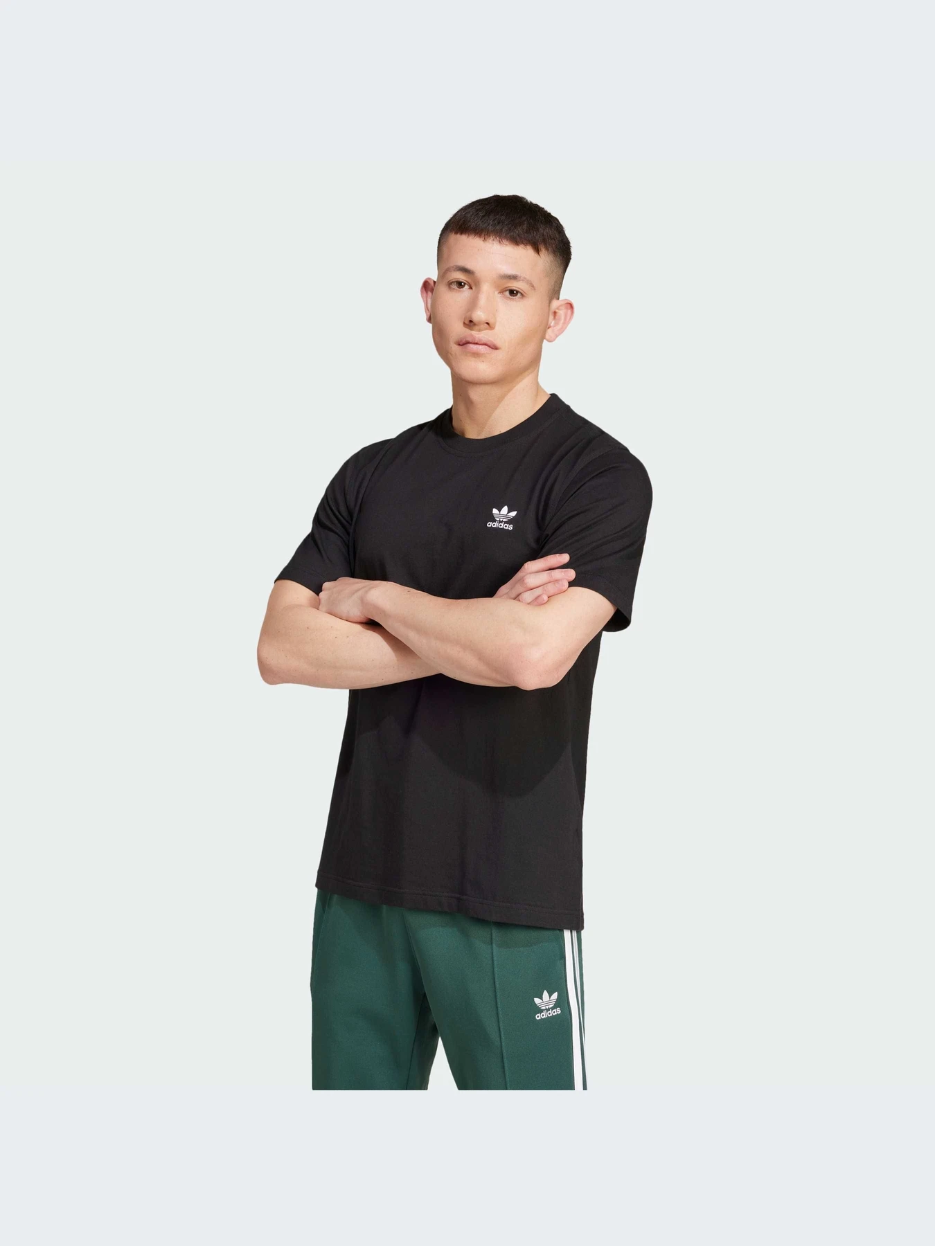 Футболки і поло Adidas модель IW5787 Футболки і поло Adidas модель IW5787 Фото