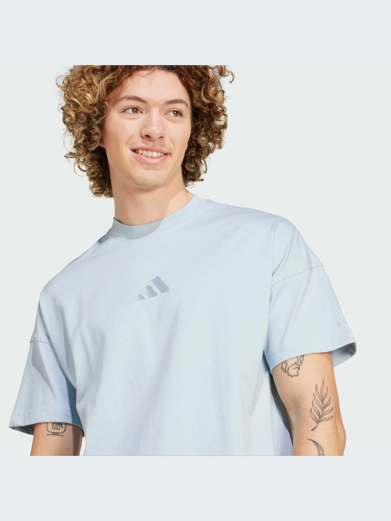 Футболки і поло Adidas модель IY6601 Футболки і поло Adidas модель IY6601 Фото