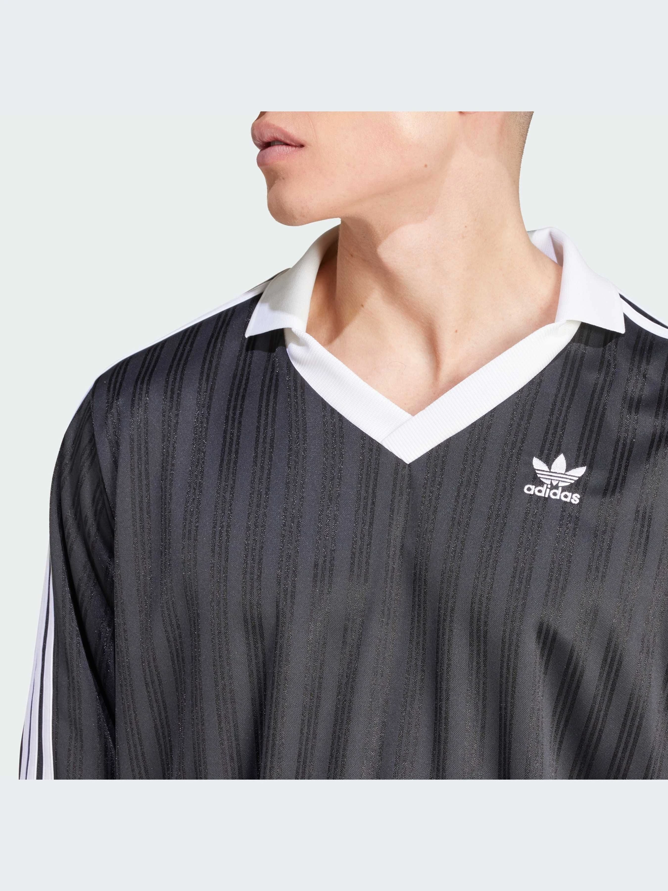 Худи и свитшоты Adidas Adicolor модель IZ4808 Фото