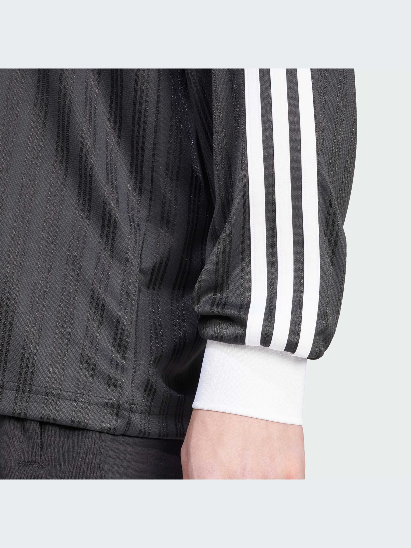 Худи и свитшоты Adidas Adicolor модель IZ4808 Фото