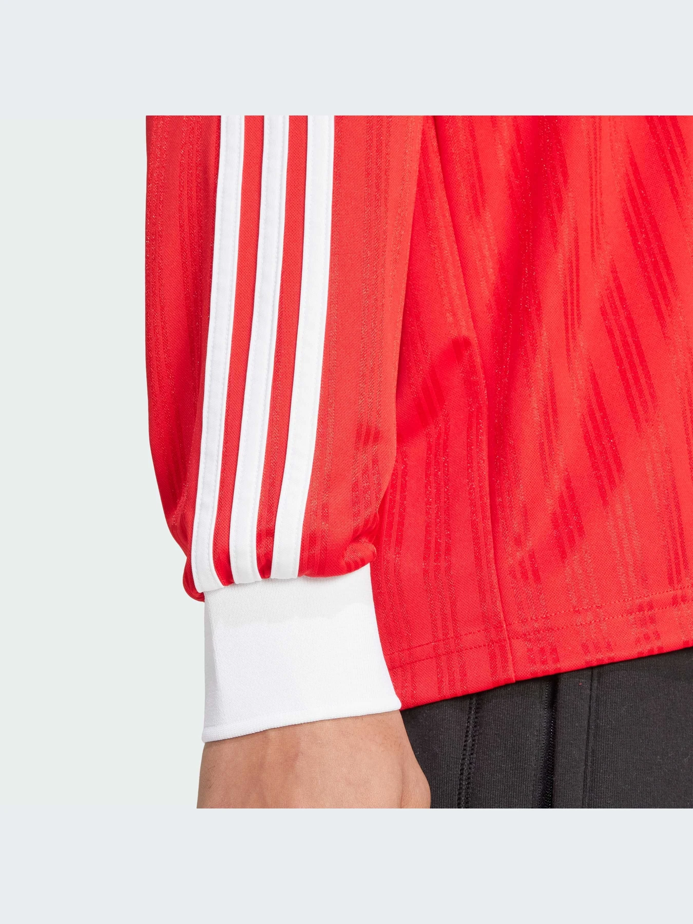 Худи и свитшоты Adidas Adicolor модель IX5226 Фото