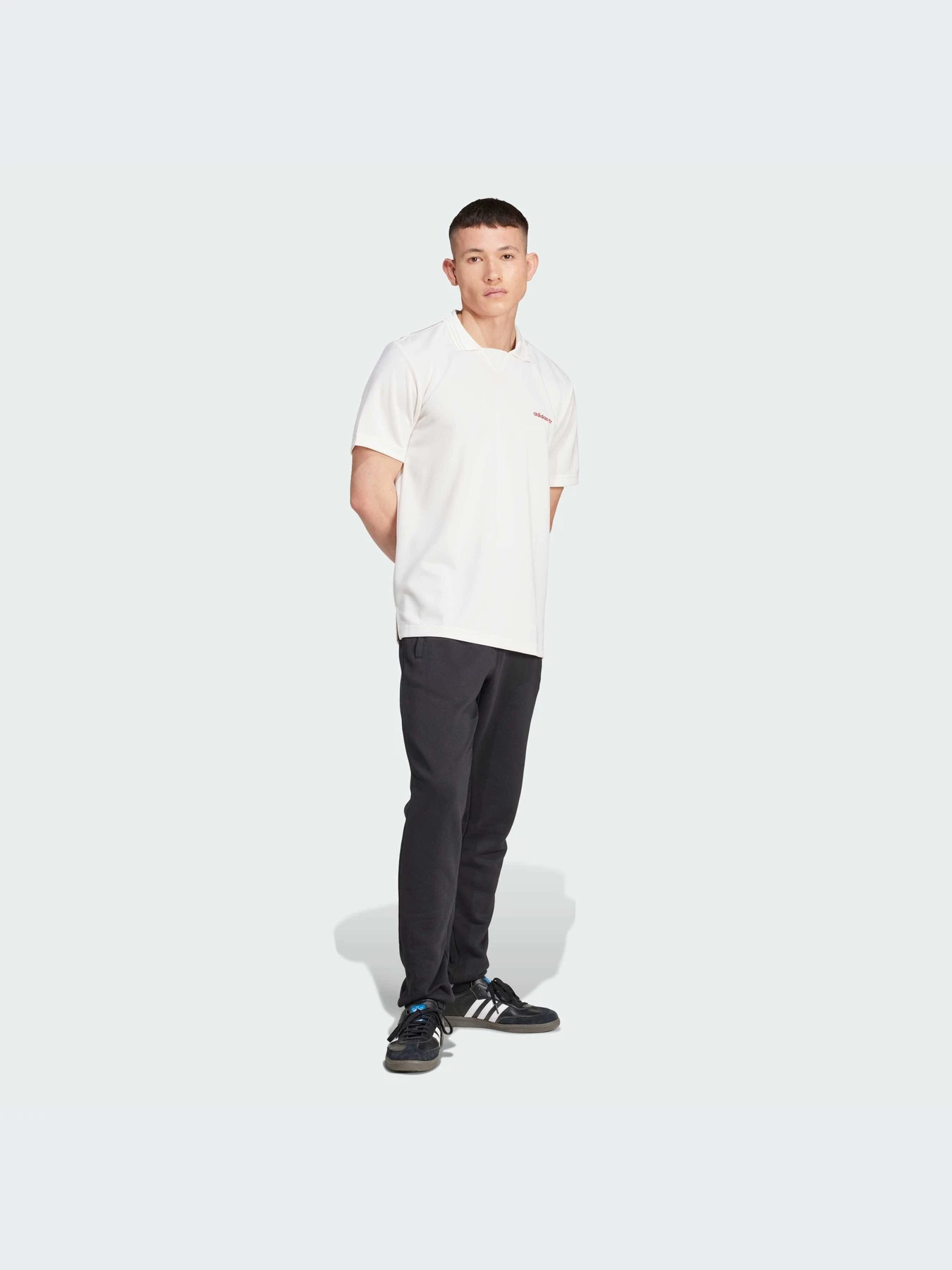 Футболки и поло Adidas модель IW3241 Футболки и поло Adidas модель IW3241 Фото