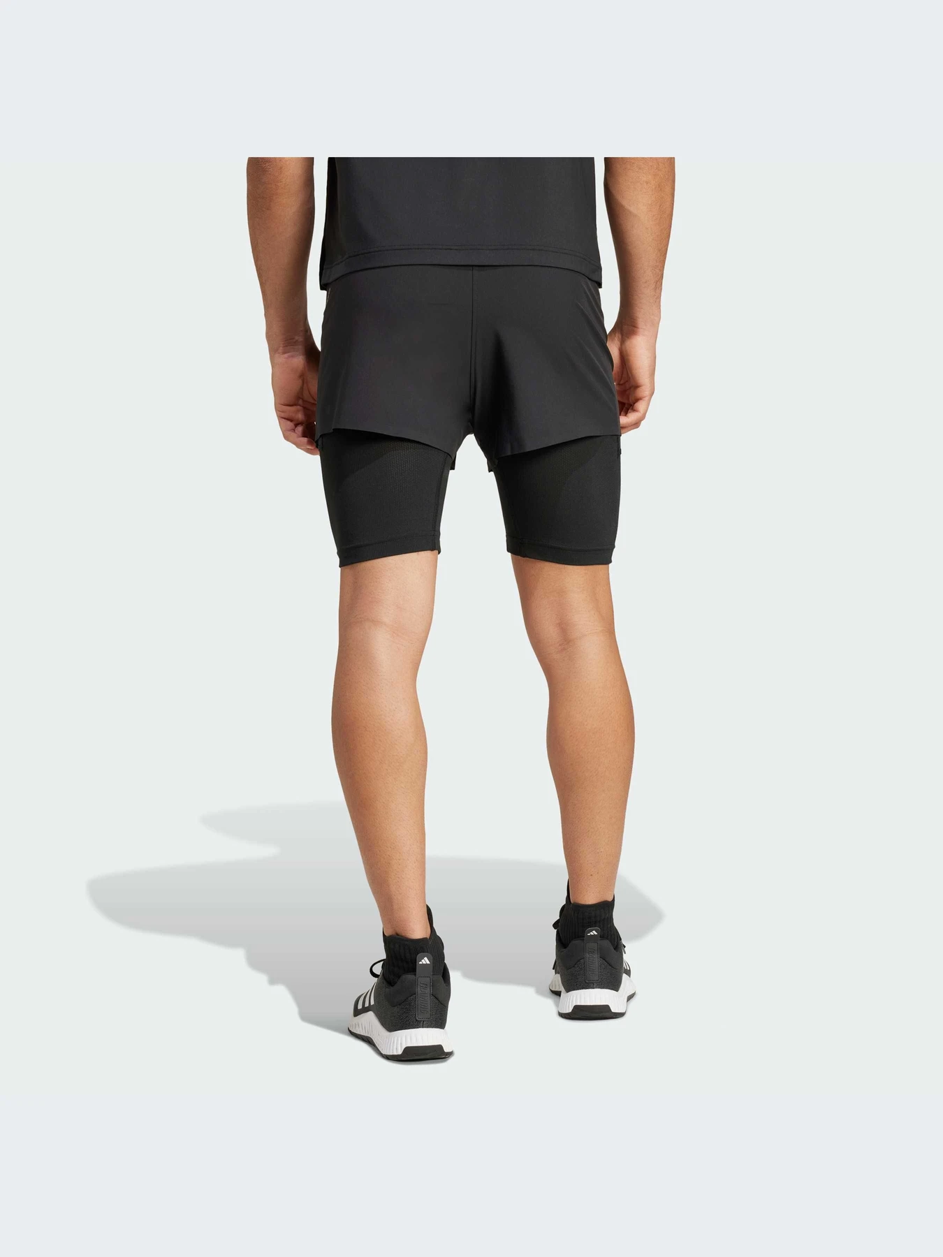 Шорты Adidas модель IN5613 Шорты Adidas модель IN5613 Фото