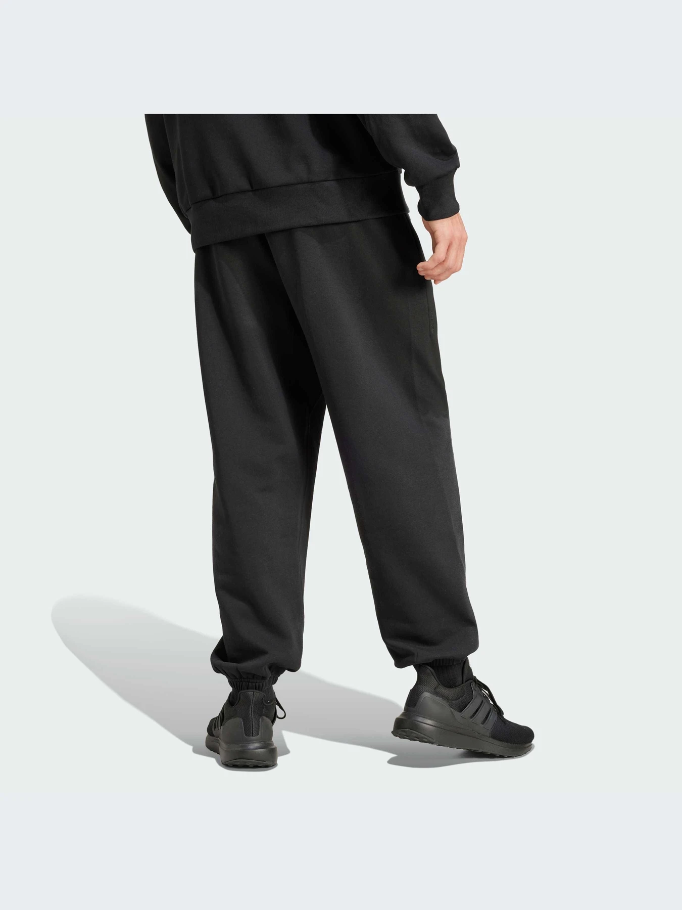 Штани Adidas модель IX1252 Штани Adidas модель IX1252 Фото