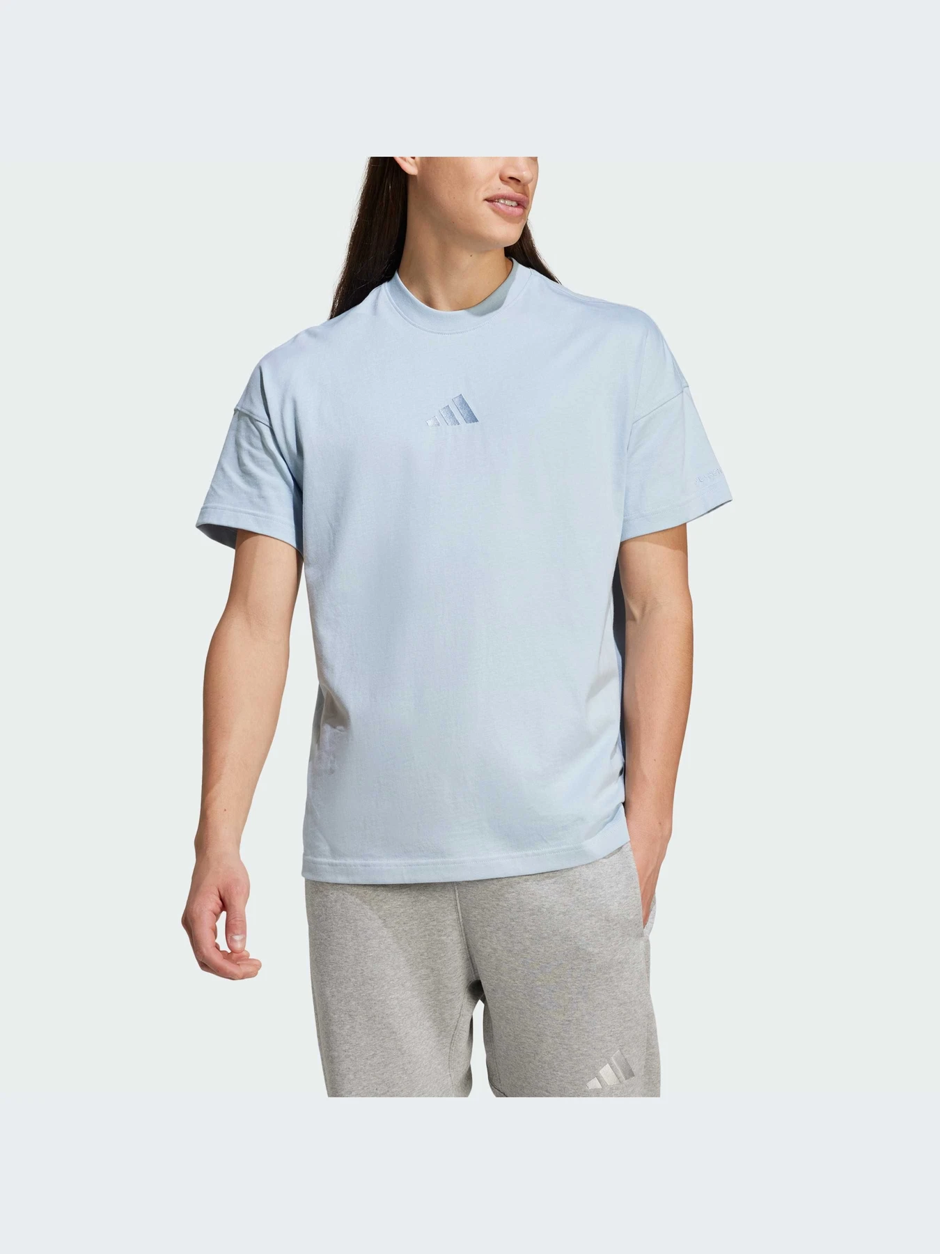 Футболки і поло Adidas модель IY4142 Футболки і поло Adidas модель IY4142 Фото