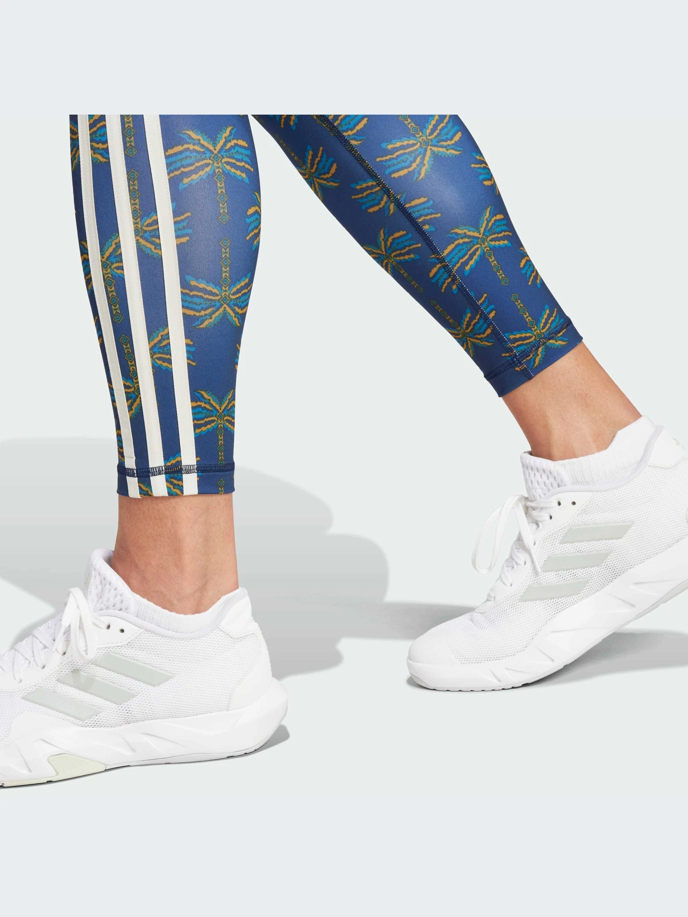 Брюки Adidas модель JE6449 Брюки Adidas модель JE6449 Фото