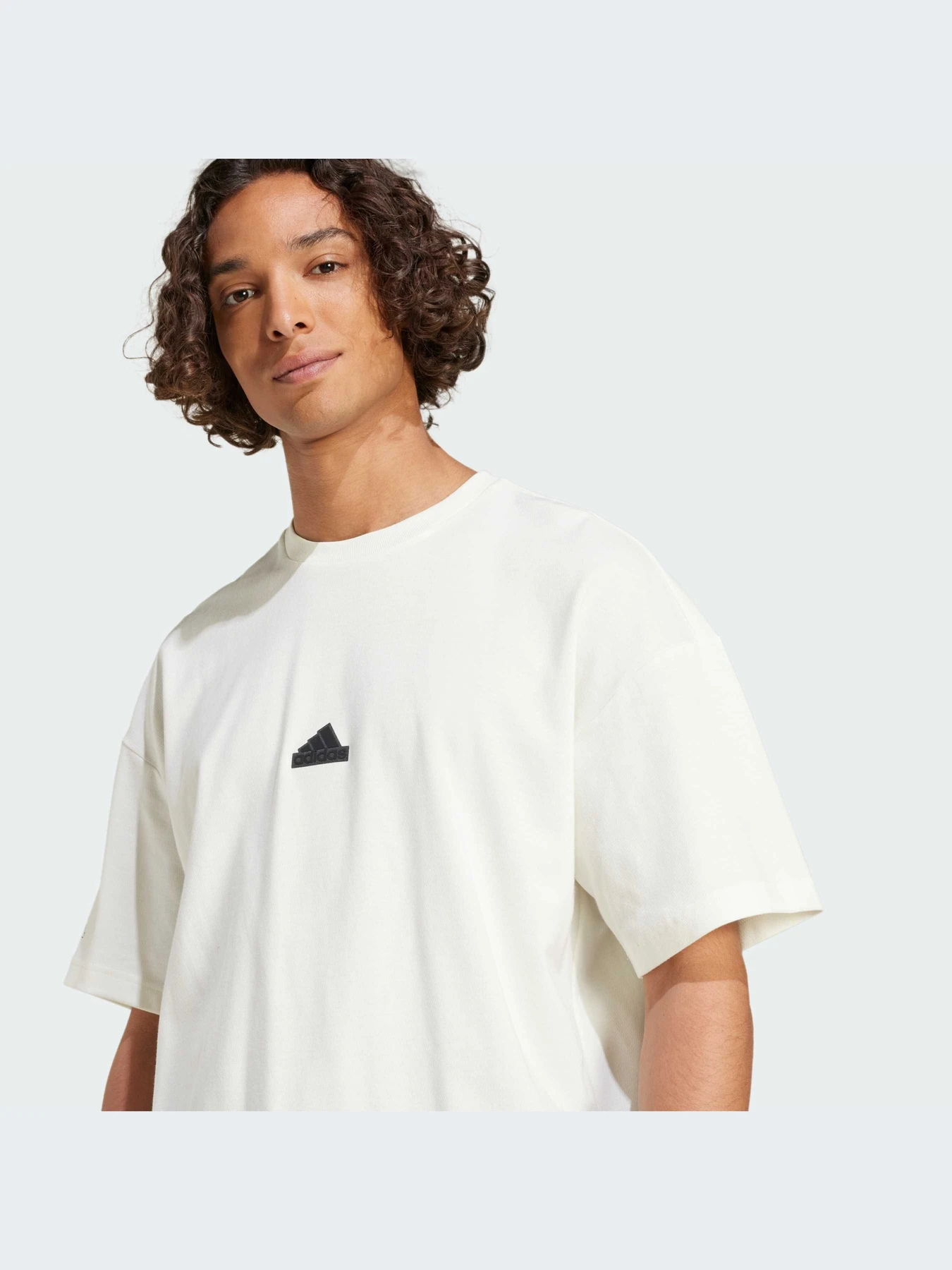 Футболки и поло Adidas модель JE3956 Футболки и поло Adidas модель JE3956 Фото