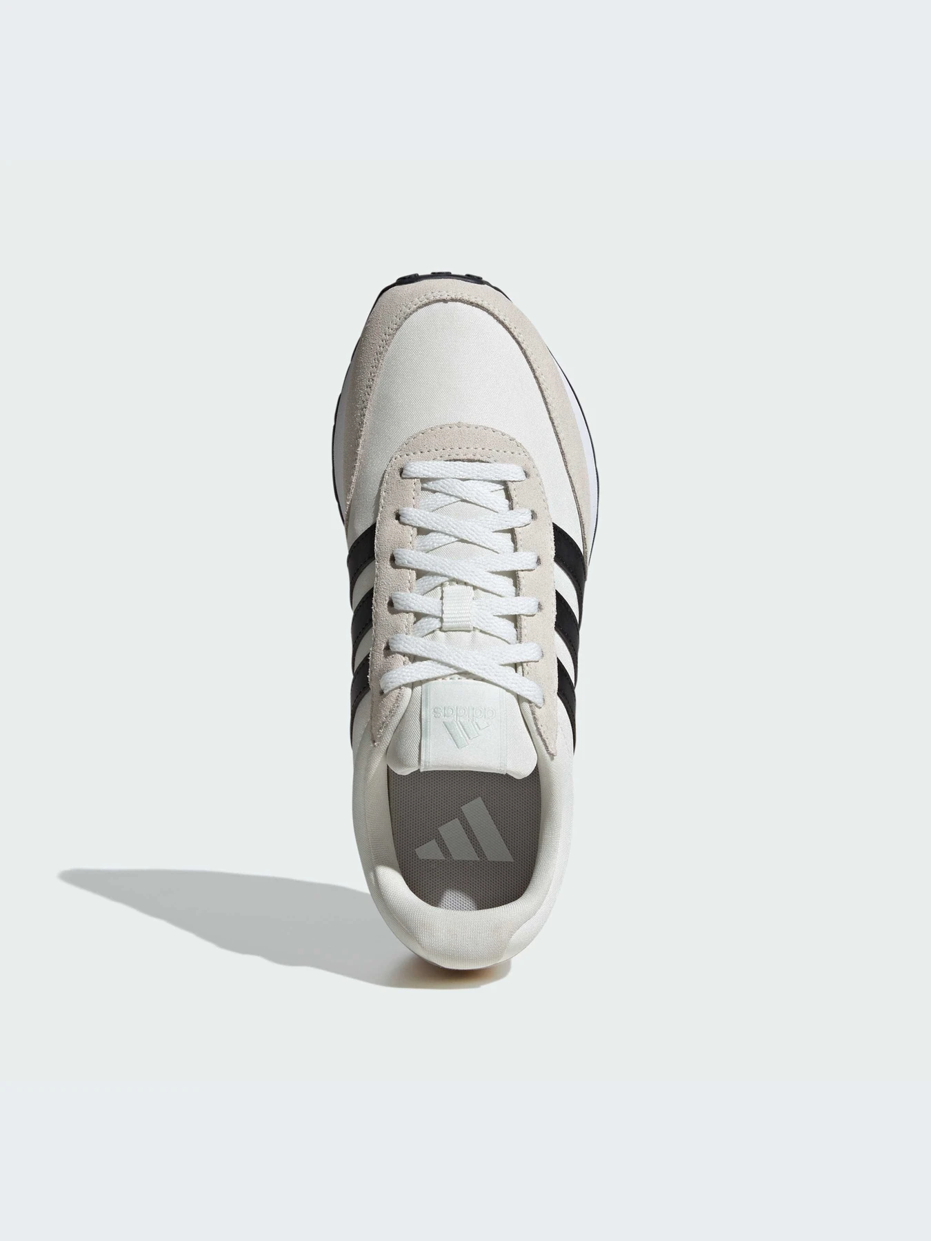 Кроссовки Adidas модель IE3808 Кроссовки Adidas модель IE3808 Фото