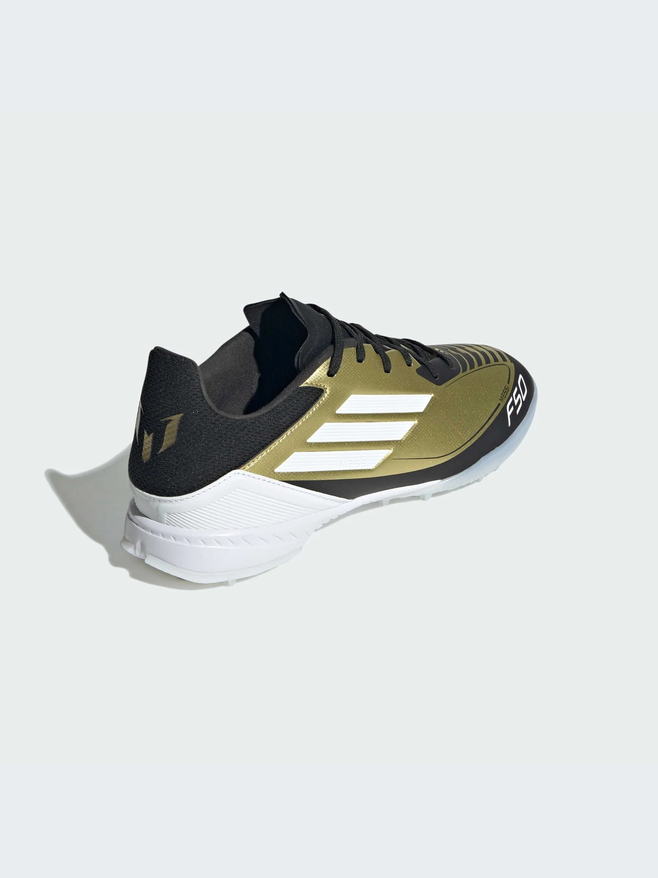 Кроссовки Adidas модель IG9282 Кроссовки Adidas модель IG9282 Фото