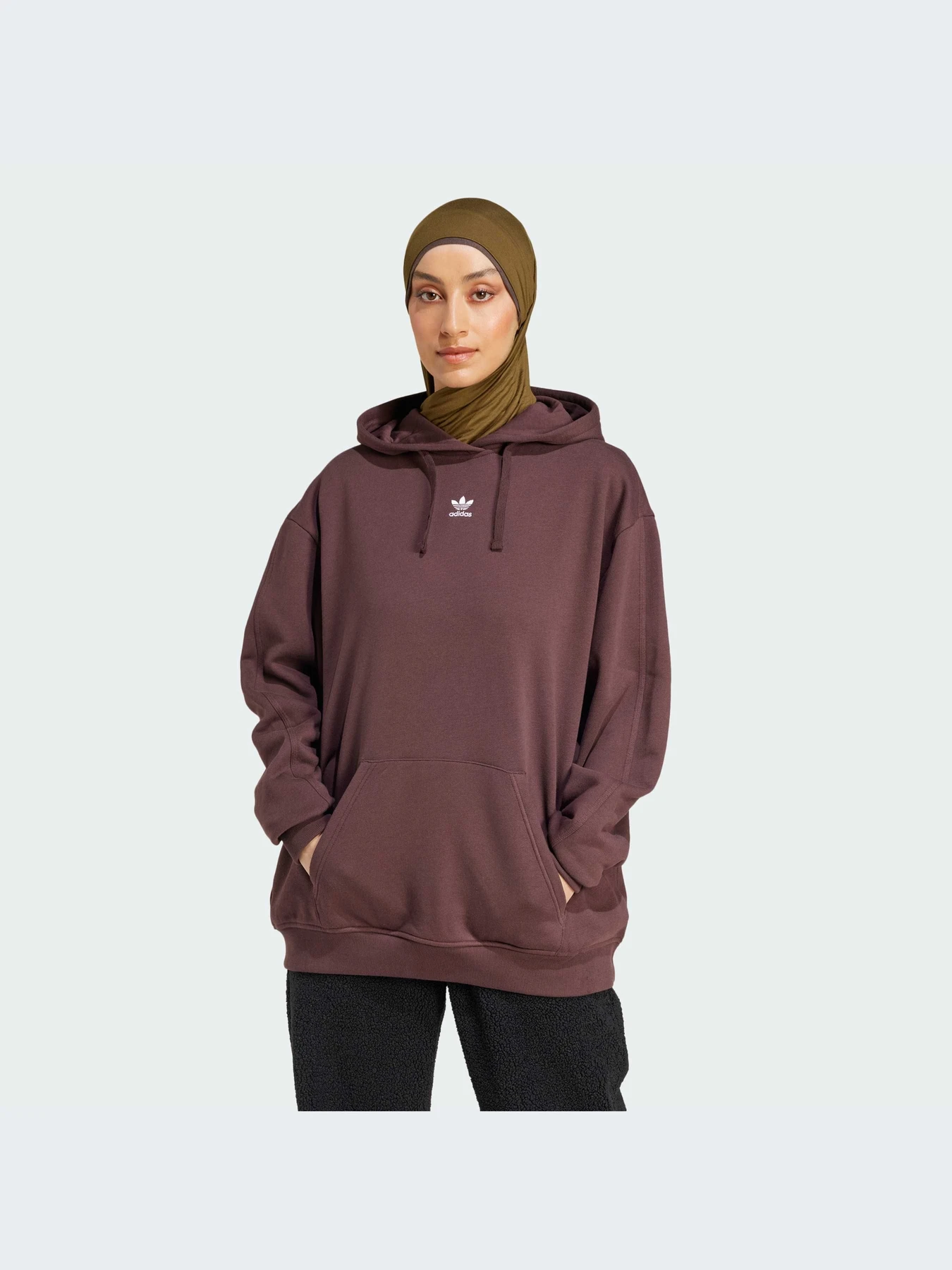 Худи и свитшоты Adidas модель IY2435 Худи и свитшоты Adidas модель IY2435 Фото