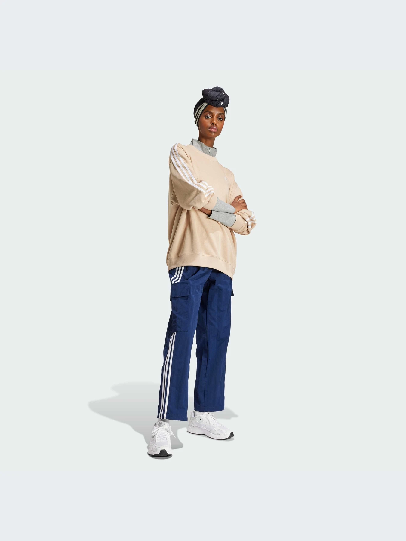 Худі та світшоти Adidas Adicolor модель IY4697 Худі та світшоти Adidas Adicolor модель IY4697 Фото