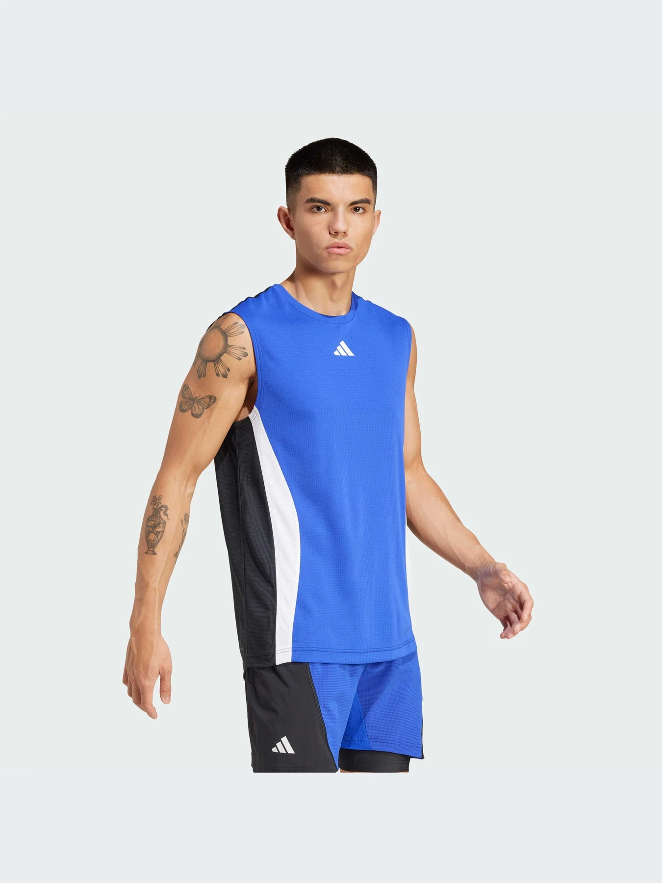 Футболки і поло Adidas модель IW6422 Фото