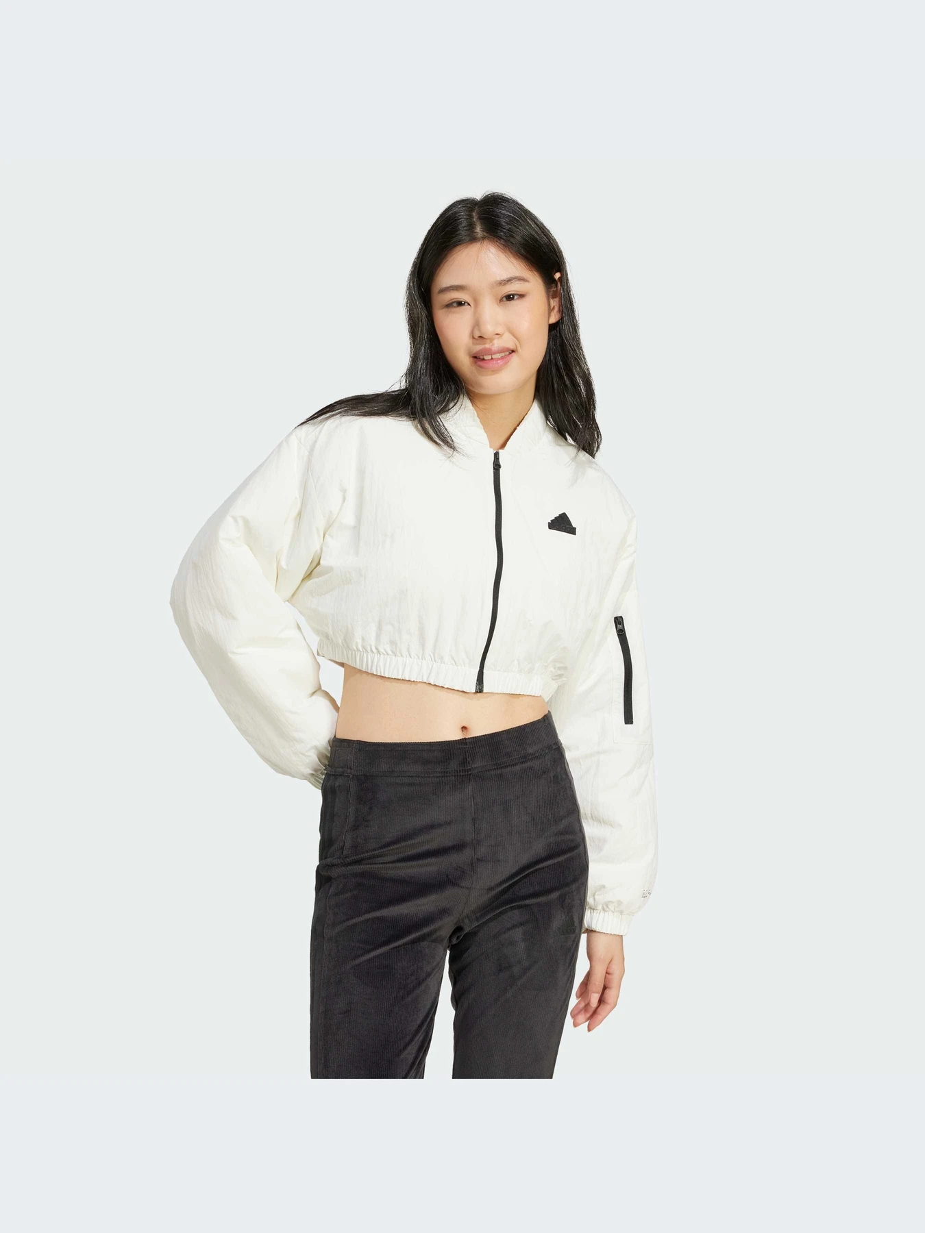 Куртки и дубленки Adidas модель IW5223 Куртки и дубленки Adidas модель IW5223 Фото
