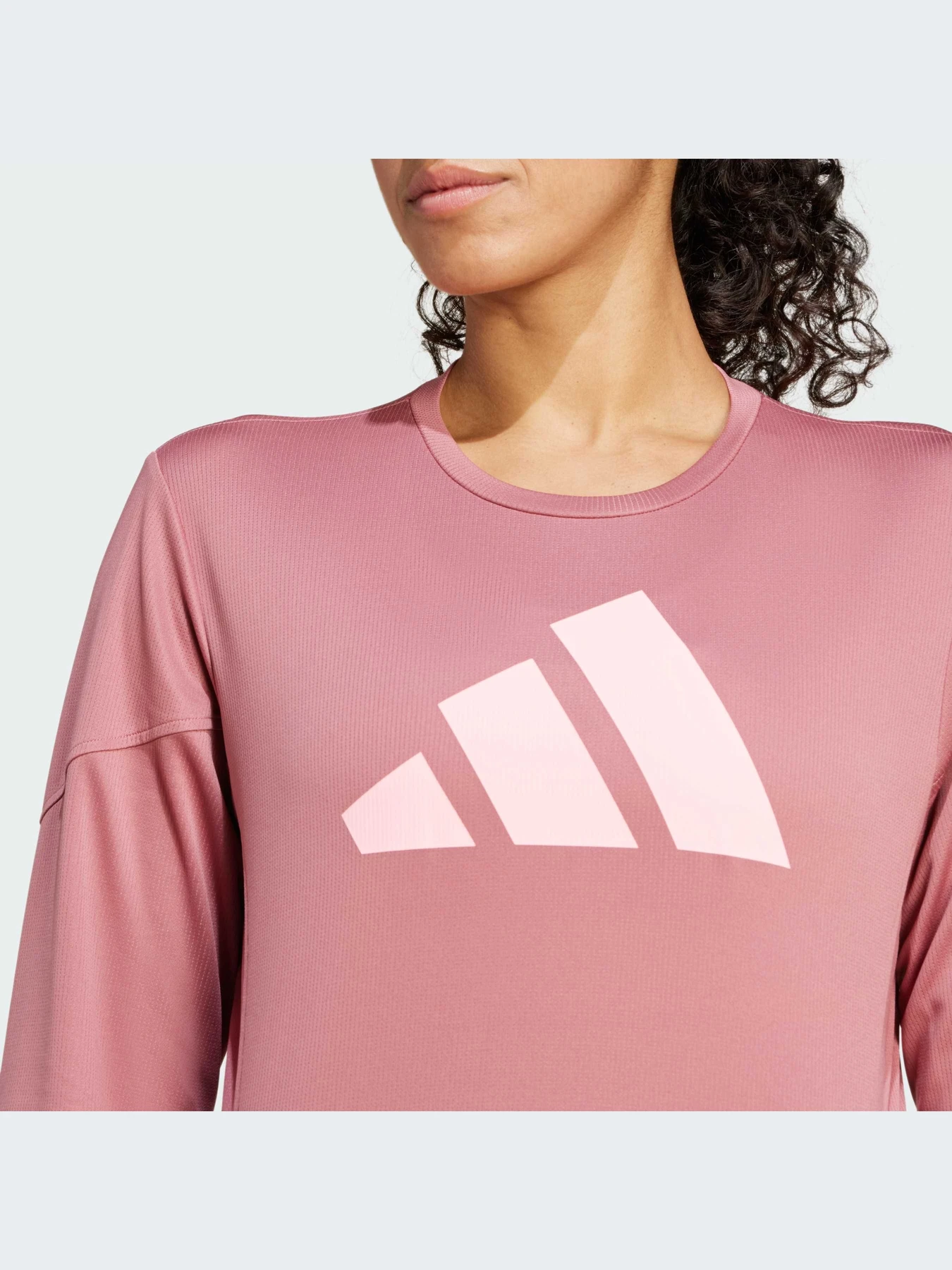 Худі та світшоти Adidas модель IW8458 Фото