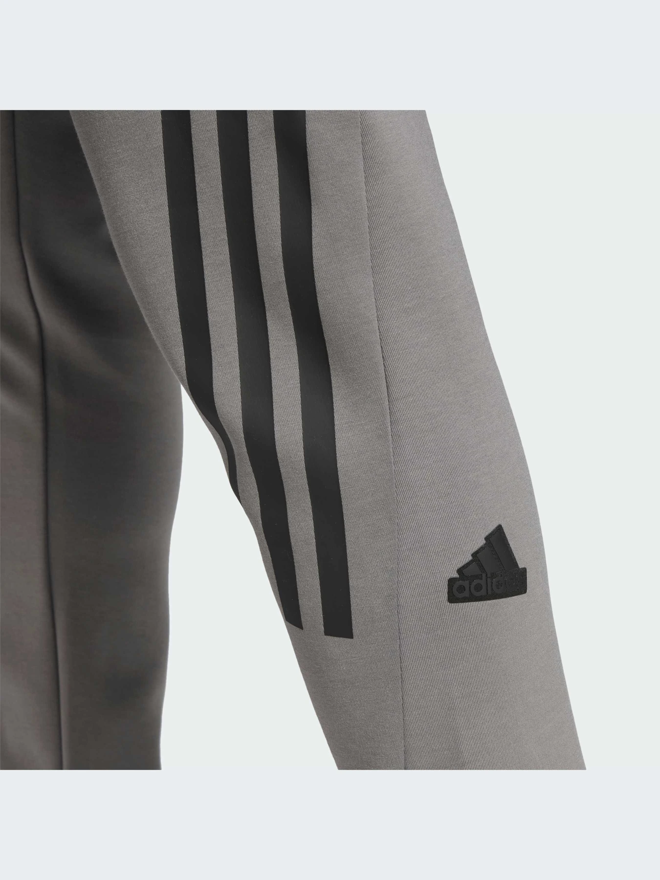 Брюки Adidas 3 Stripes модель IW8535 Фото