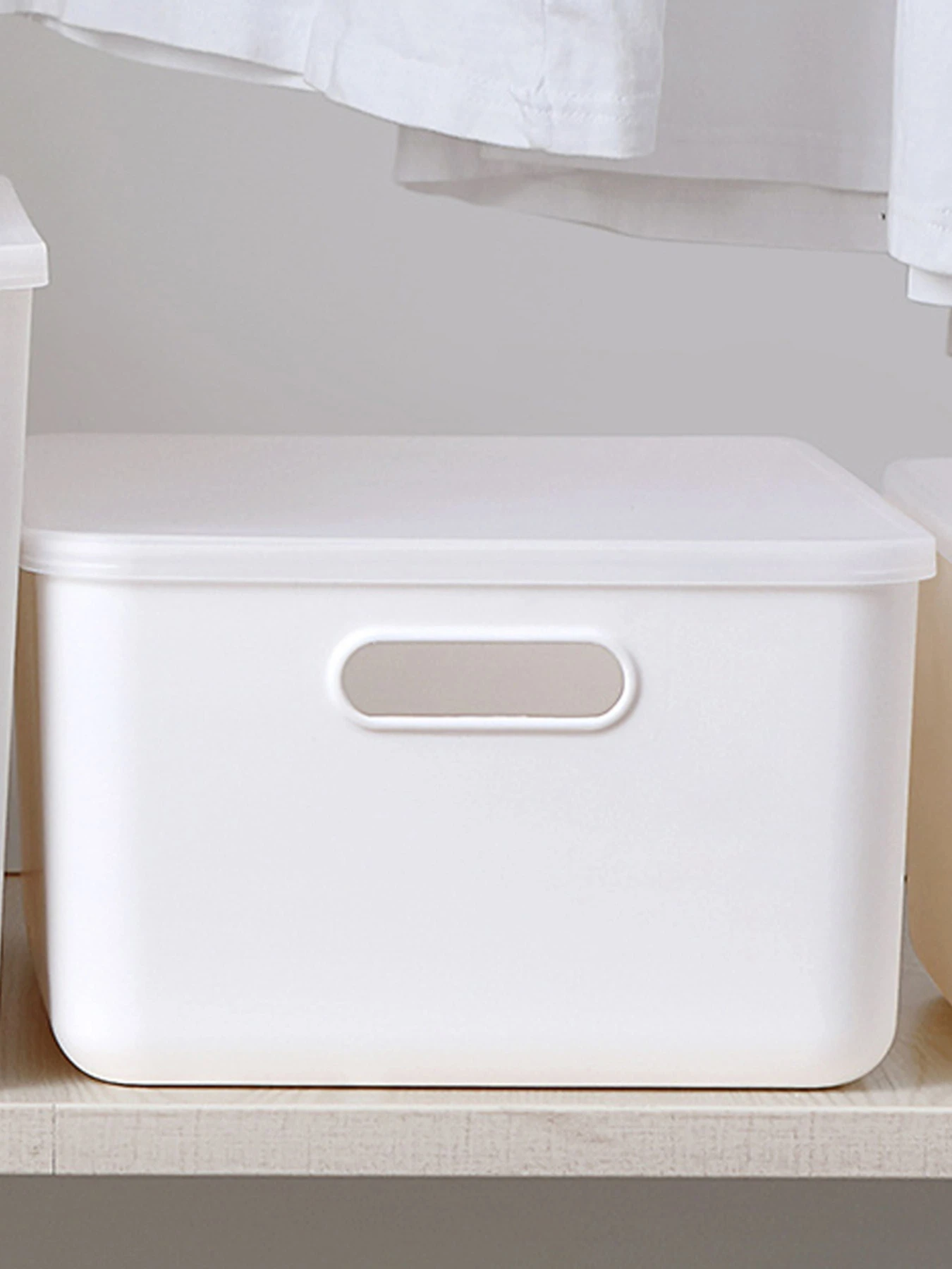 Ящик для хранения с крышкой пластиковый белый MBM HOME модель FH-13/FH-16 WHITE Ящик для хранения с крышкой пластиковый белый MBM HOME модель FH-13/FH-16 WHITE Фото