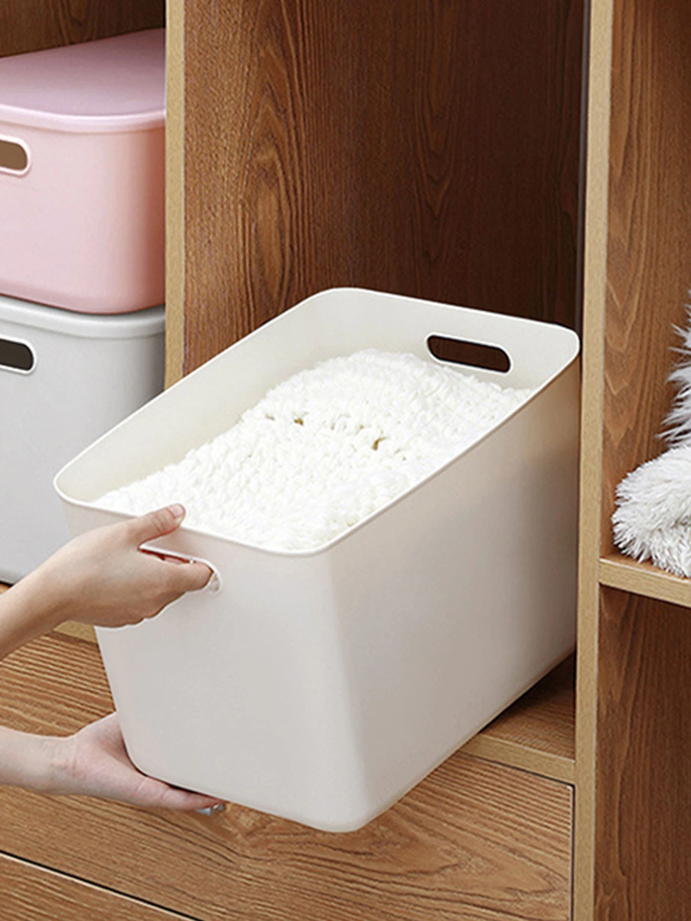 Ящик для хранения с крышкой пластиковый белый MBM HOME модель FH-14/FH-16 WHITE Ящик для хранения с крышкой пластиковый белый MBM HOME модель FH-14/FH-16 WHITE Фото