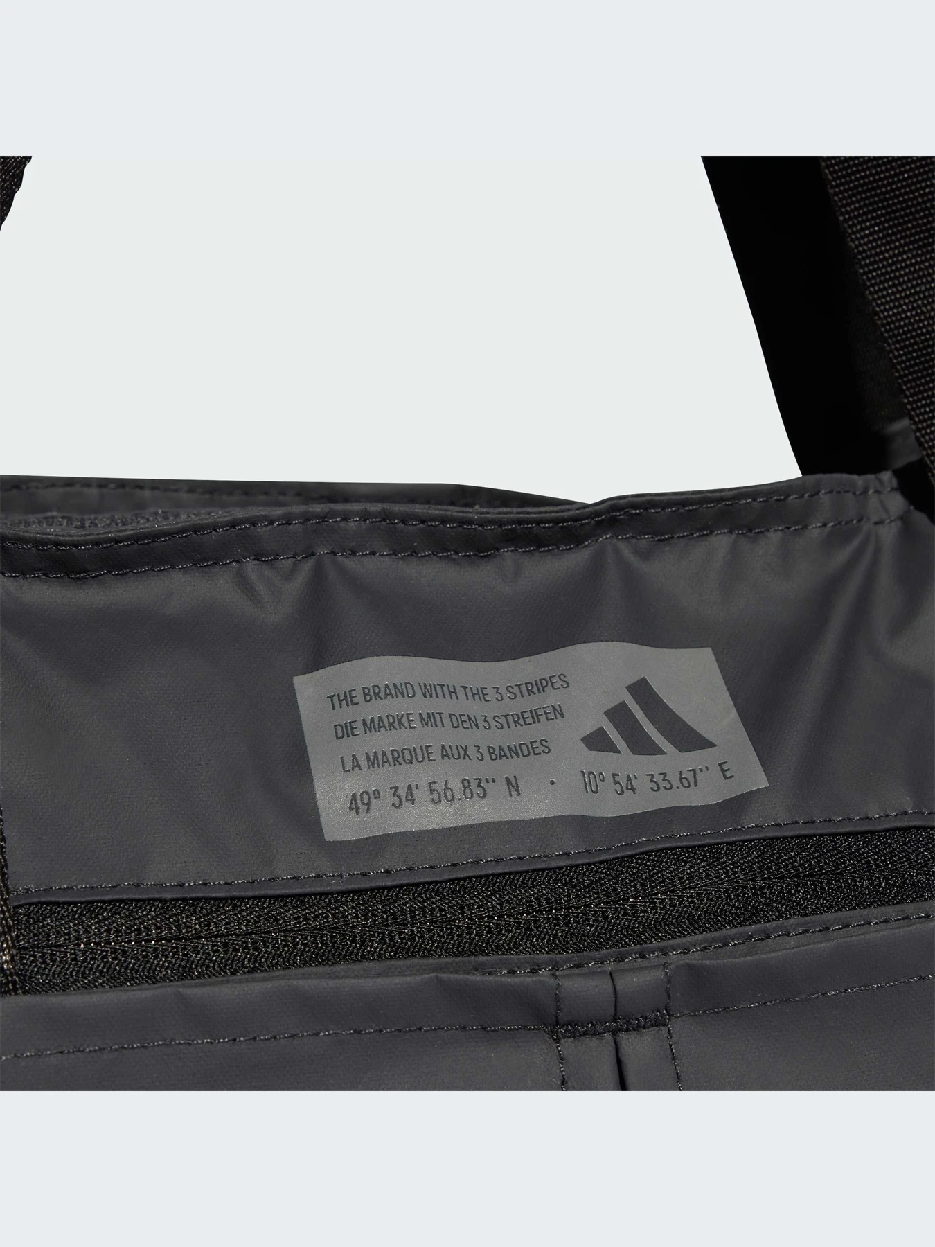 Сумки Adidas модель IT4587 Сумки Adidas модель IT4587 Фото