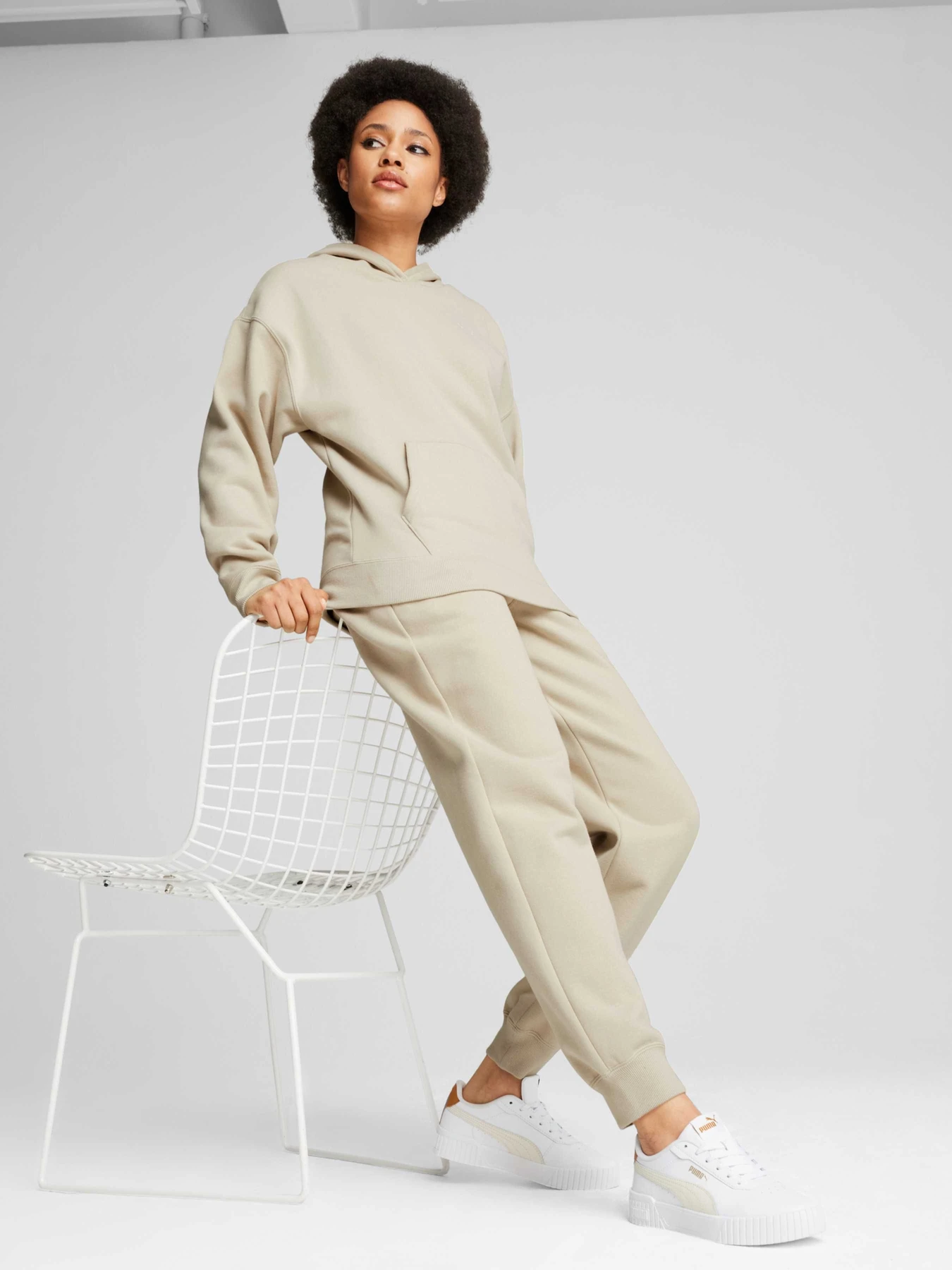 Костюмы PUMA Loungewear Tracksuit модель 683091 Костюмы PUMA Loungewear Tracksuit модель 683091 Фото