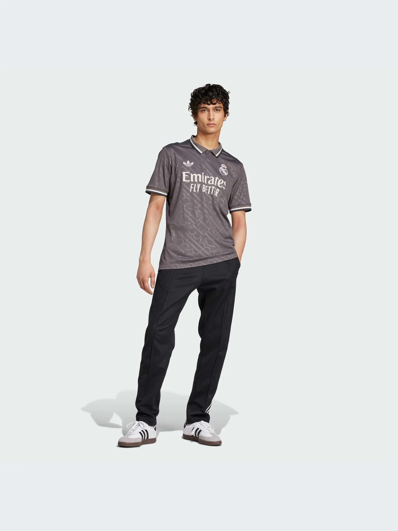 Футболки и поло Adidas модель IY1763 Футболки и поло Adidas модель IY1763 Фото