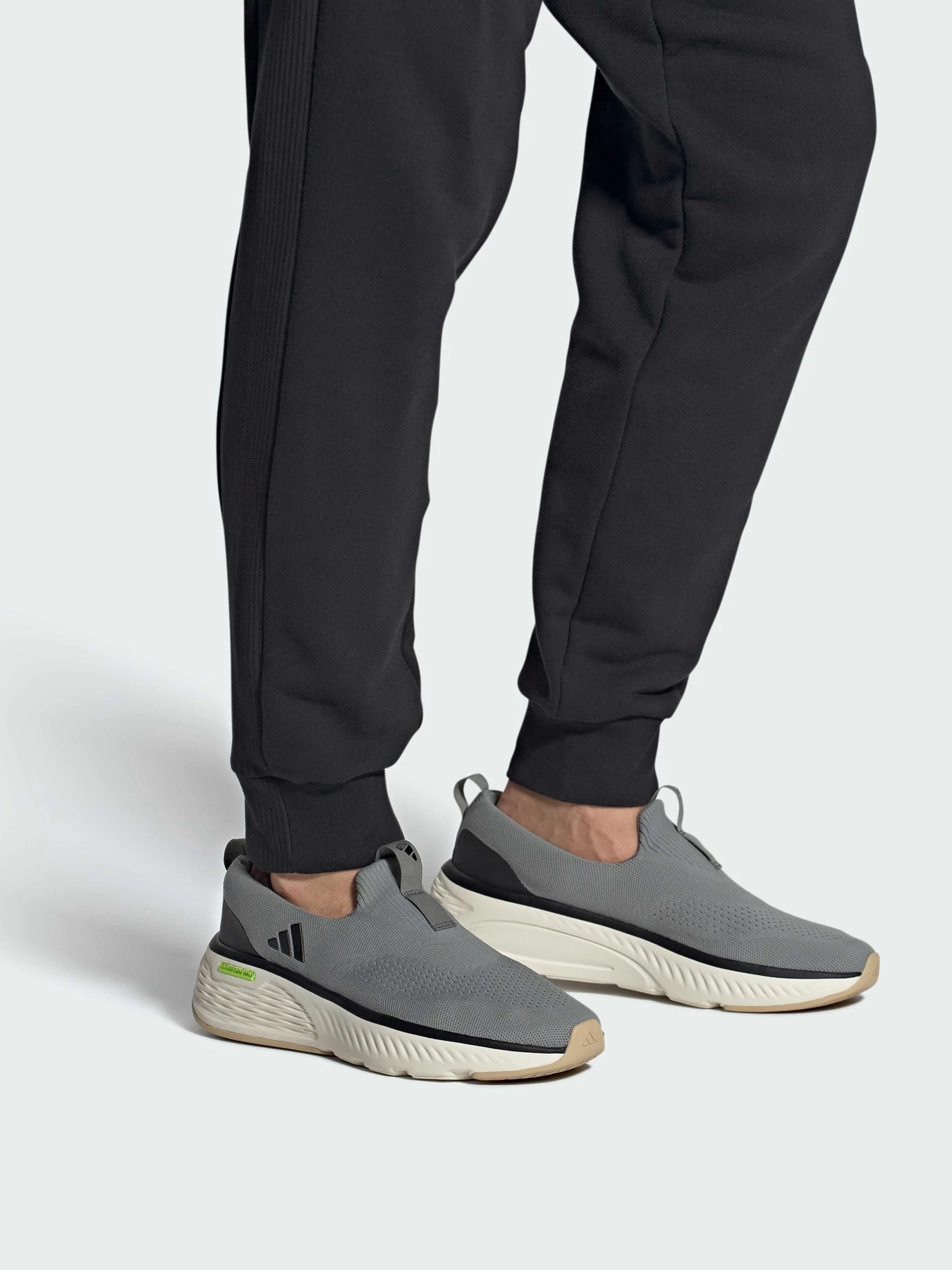 Кроссовки Adidas модель ID4021 Кроссовки Adidas модель ID4021 Фото