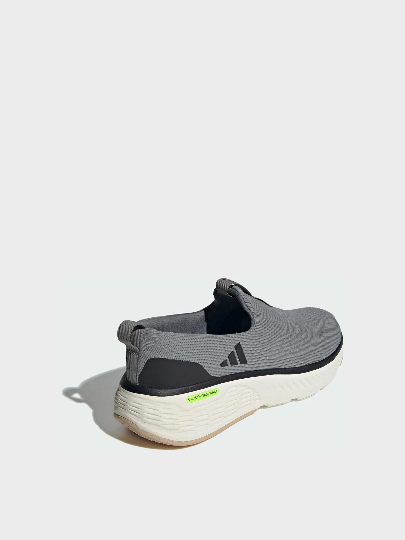 Кроссовки Adidas модель ID4021 Кроссовки Adidas модель ID4021 Фото