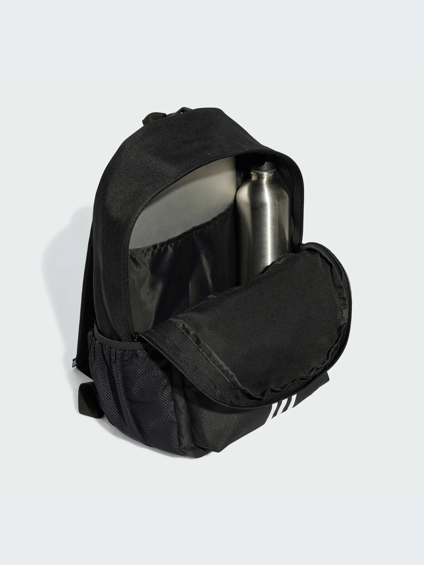Рюкзаки Adidas модель IW1107 Рюкзаки Adidas модель IW1107 Фото