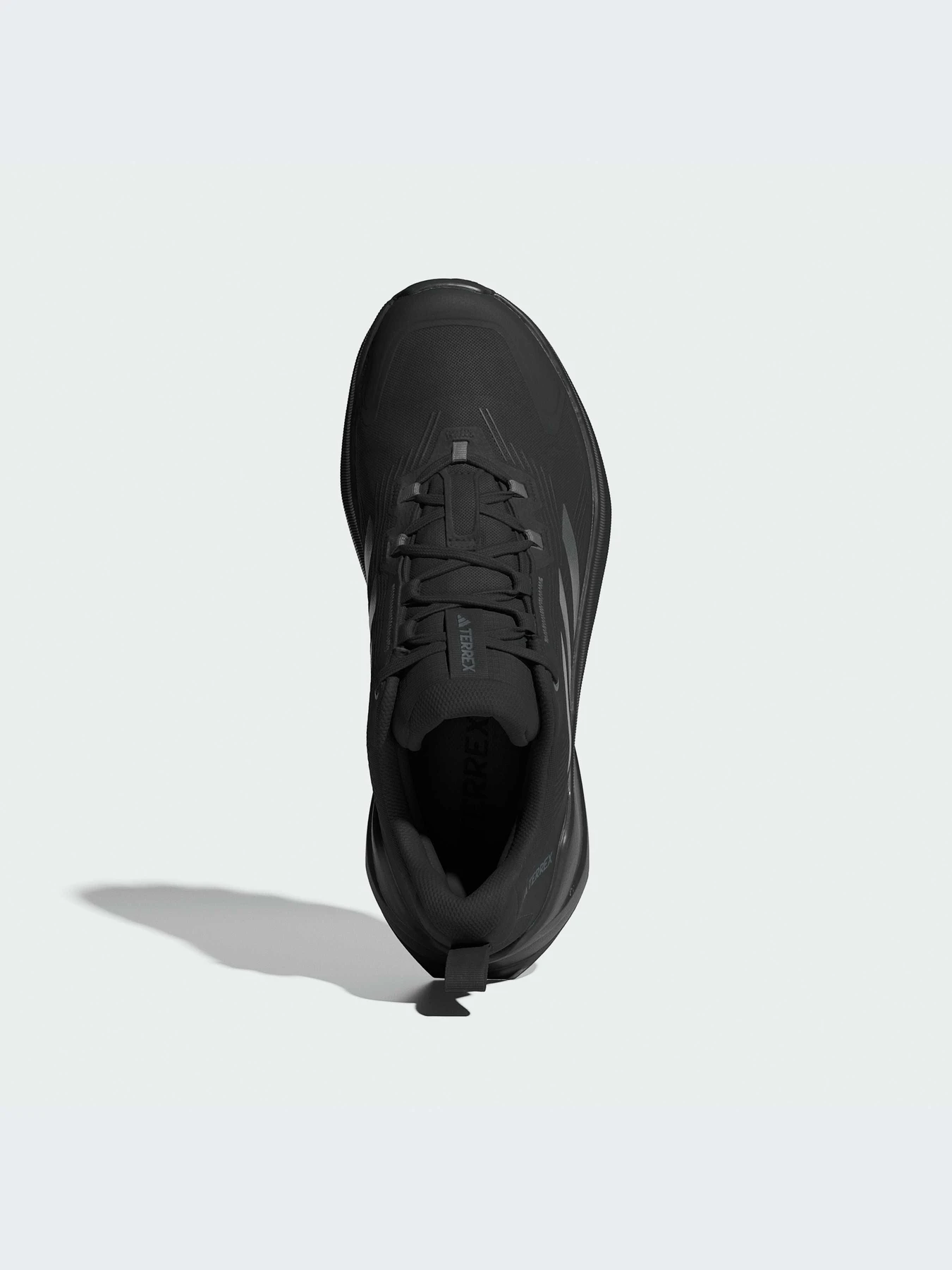 Кроссовки Adidas модель IE4842 Кроссовки Adidas модель IE4842 Фото