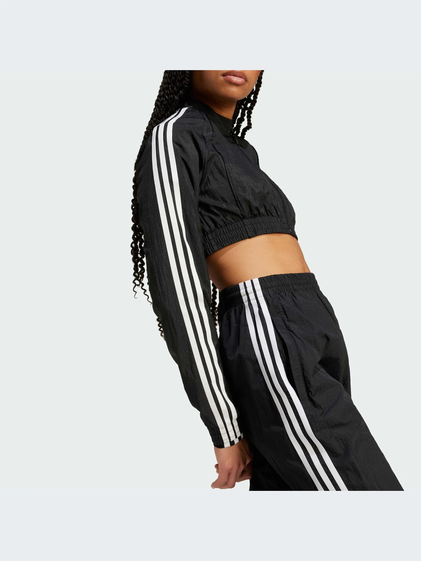Худи и свитшоты Adidas модель IW5484 Худи и свитшоты Adidas модель IW5484 Фото