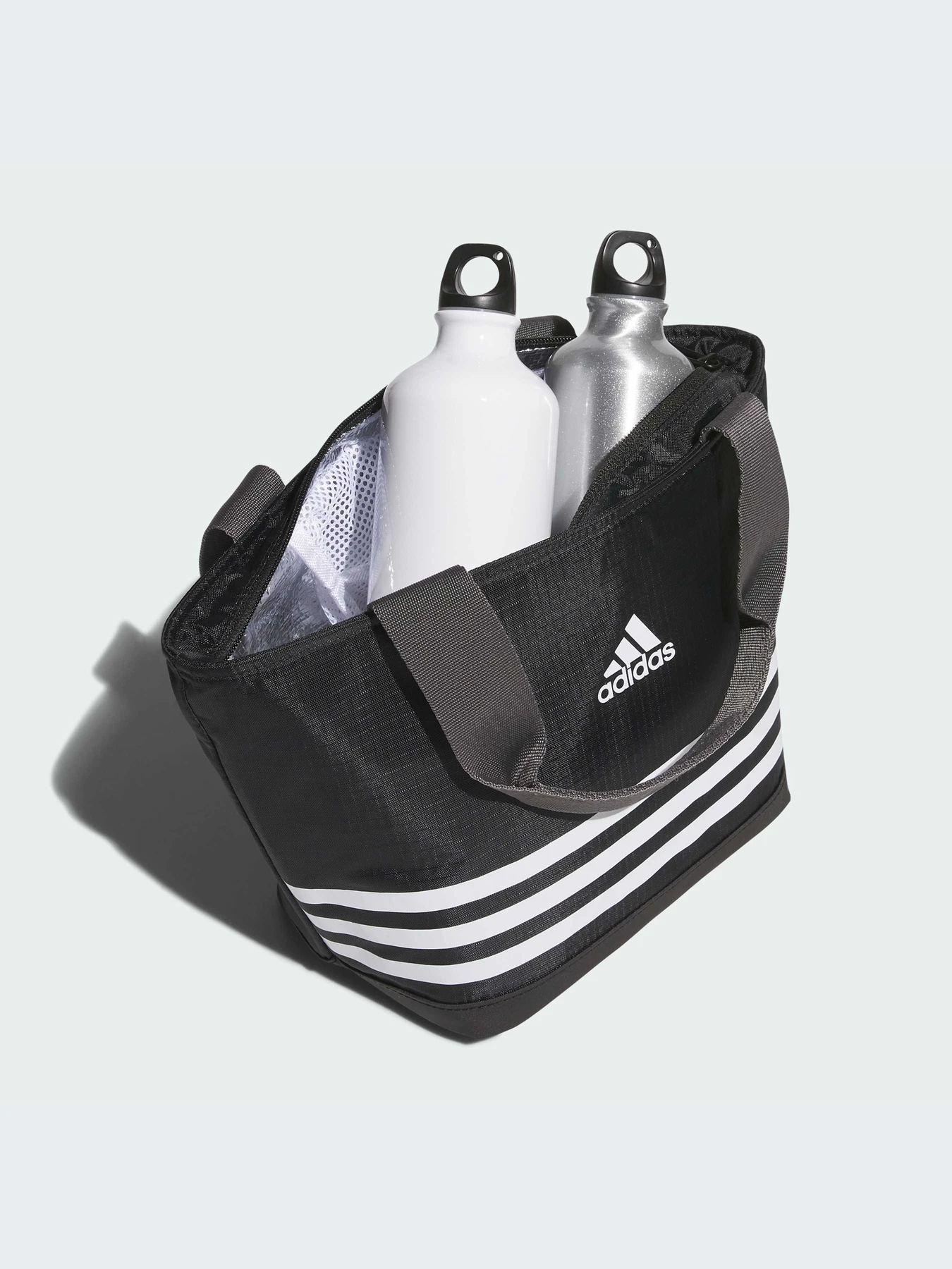Термосумка Adidas модель IM5226 Термосумка Adidas модель IM5226 Фото