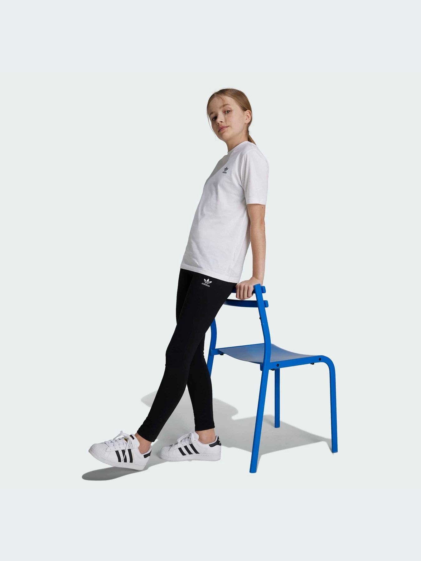 Штани Adidas модель IW3504 Штани Adidas модель IW3504 Фото