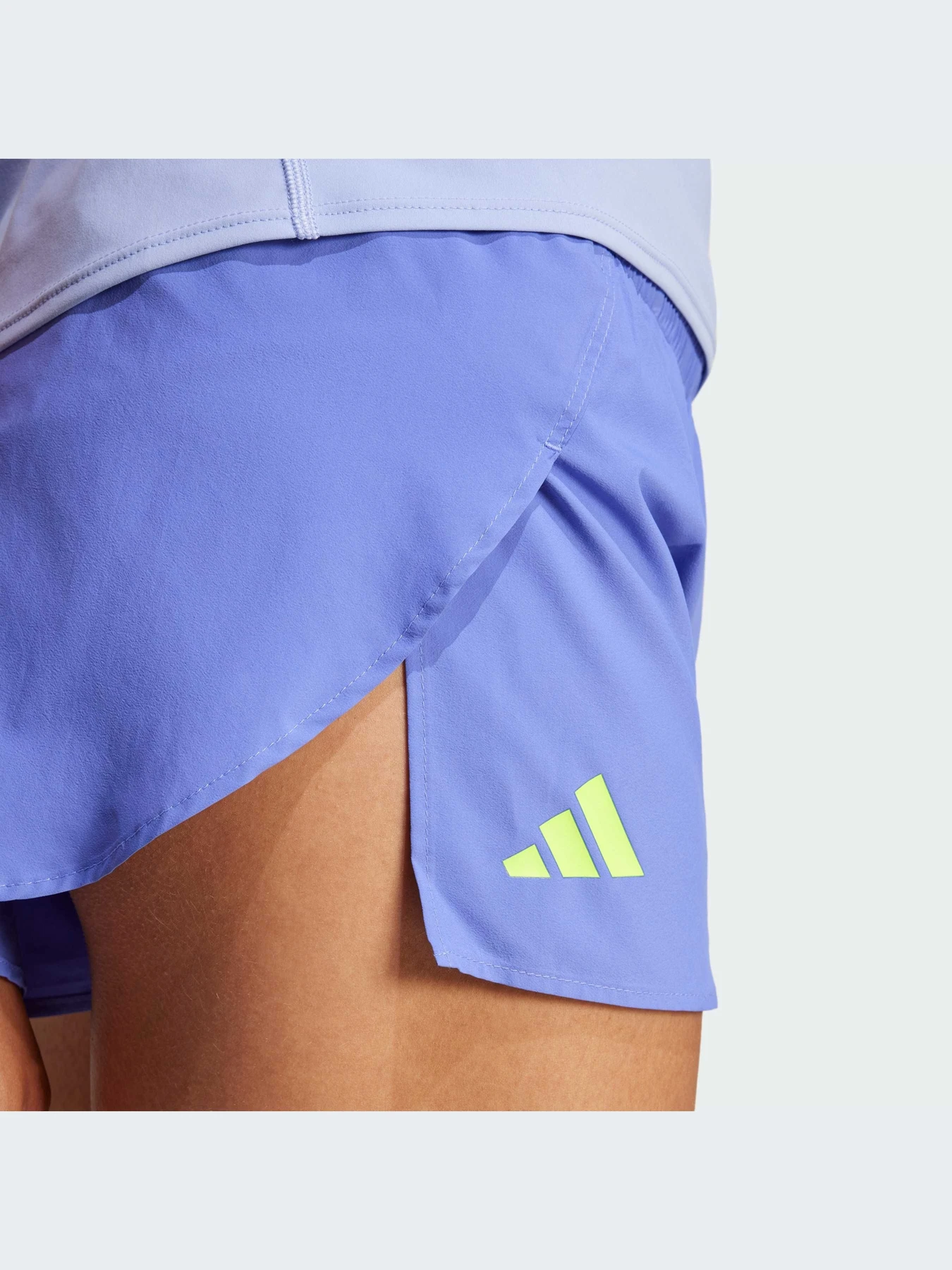 Шорты Adidas модель IX4888 Шорты Adidas модель IX4888 Фото