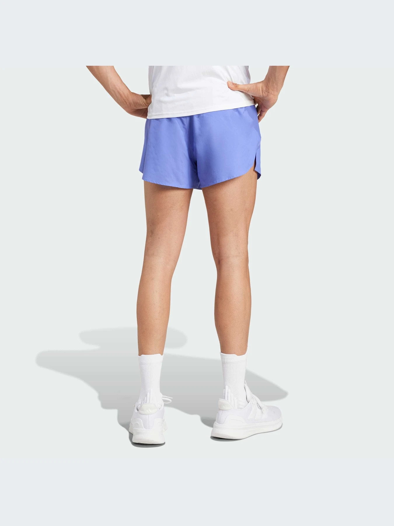 Шорты Adidas модель IX4896 Шорты Adidas модель IX4896 Фото