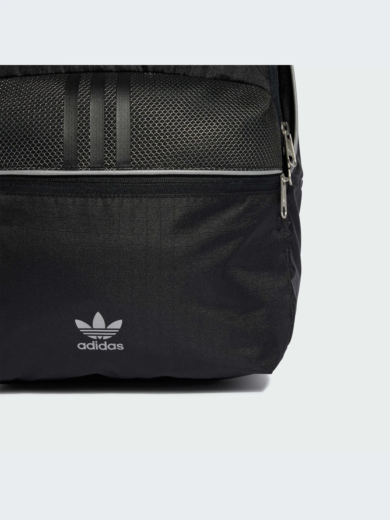 Рюкзаки Adidas модель IX7527 Рюкзаки Adidas модель IX7527 Фото