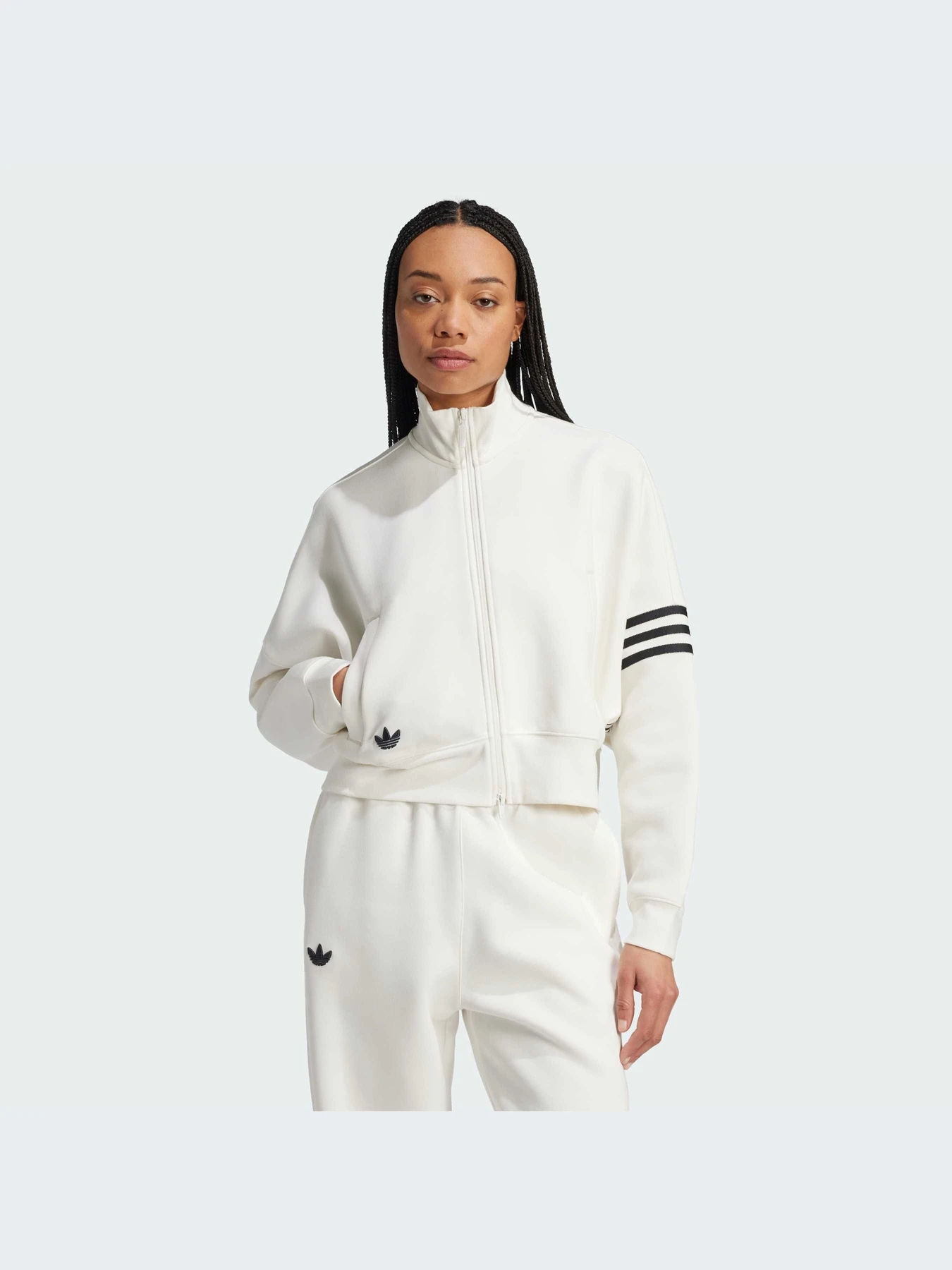 Худи и свитшоты Adidas модель IY7572 Худи и свитшоты Adidas модель IY7572 Фото