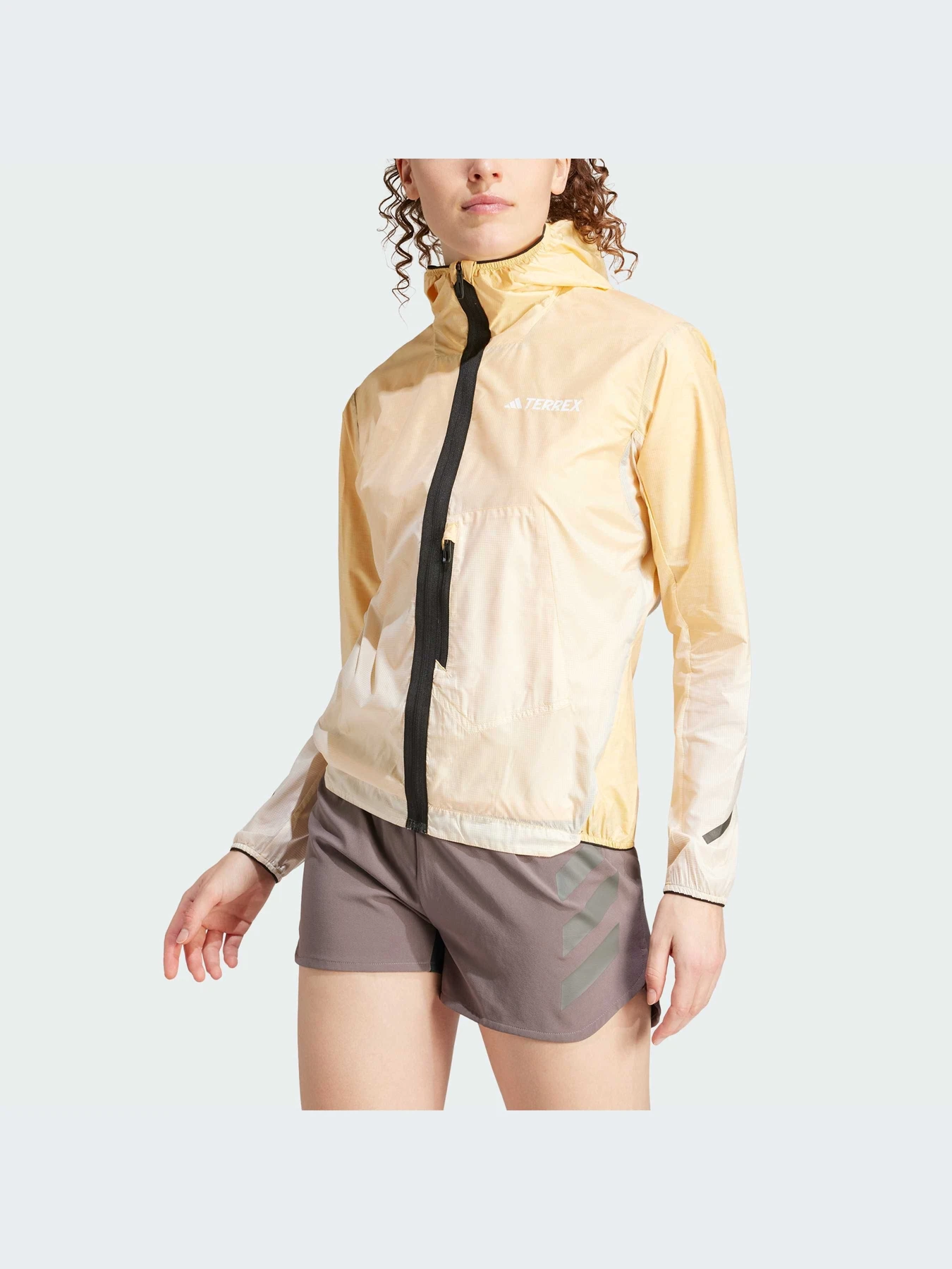 Куртки та дублянки Adidas модель IN2908 Куртки та дублянки Adidas модель IN2908 Фото