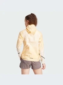 Куртки та дублянки Adidas модель IN2908 Фото