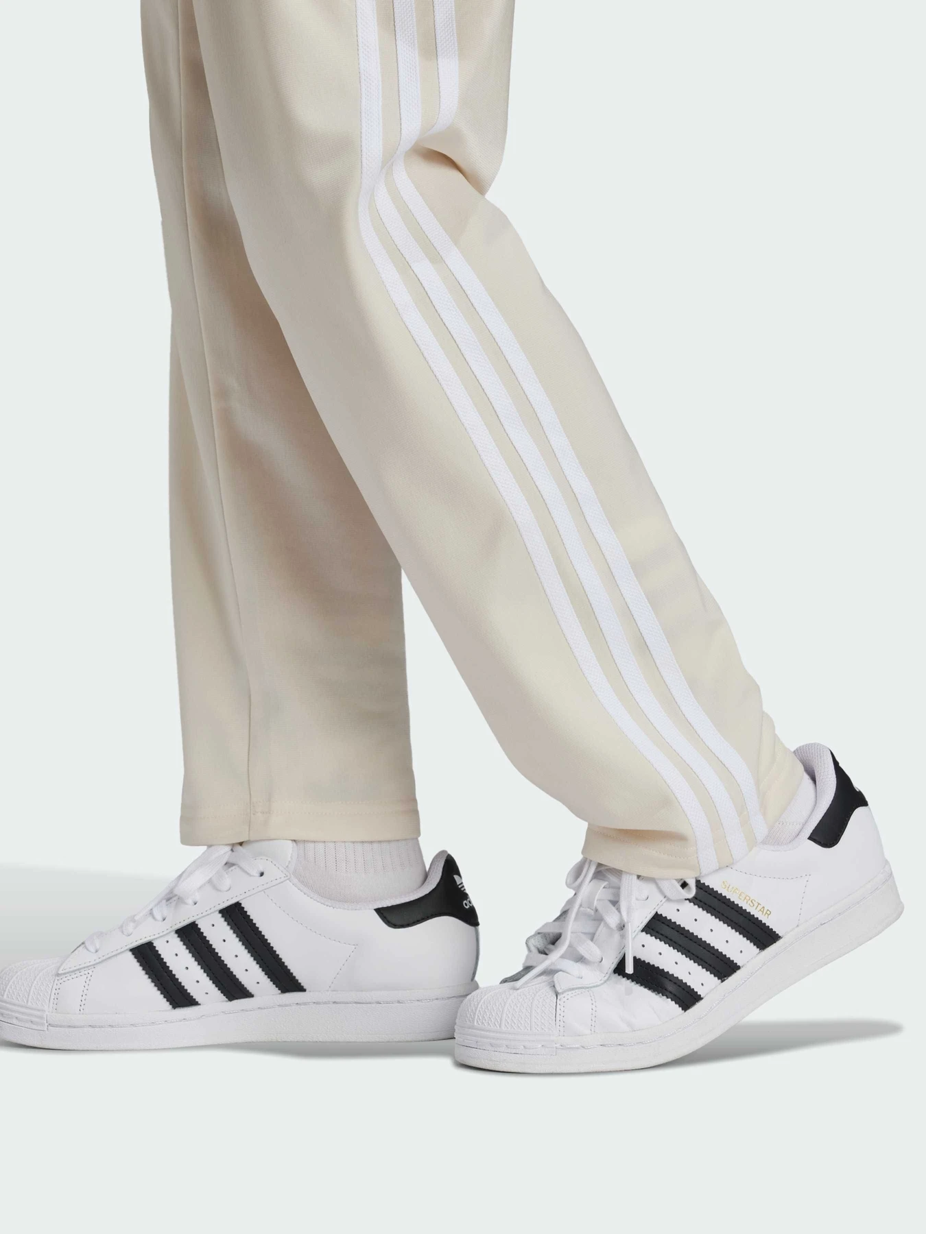 Брюки Adidas Культовые силуэты модель IY9802 Фото