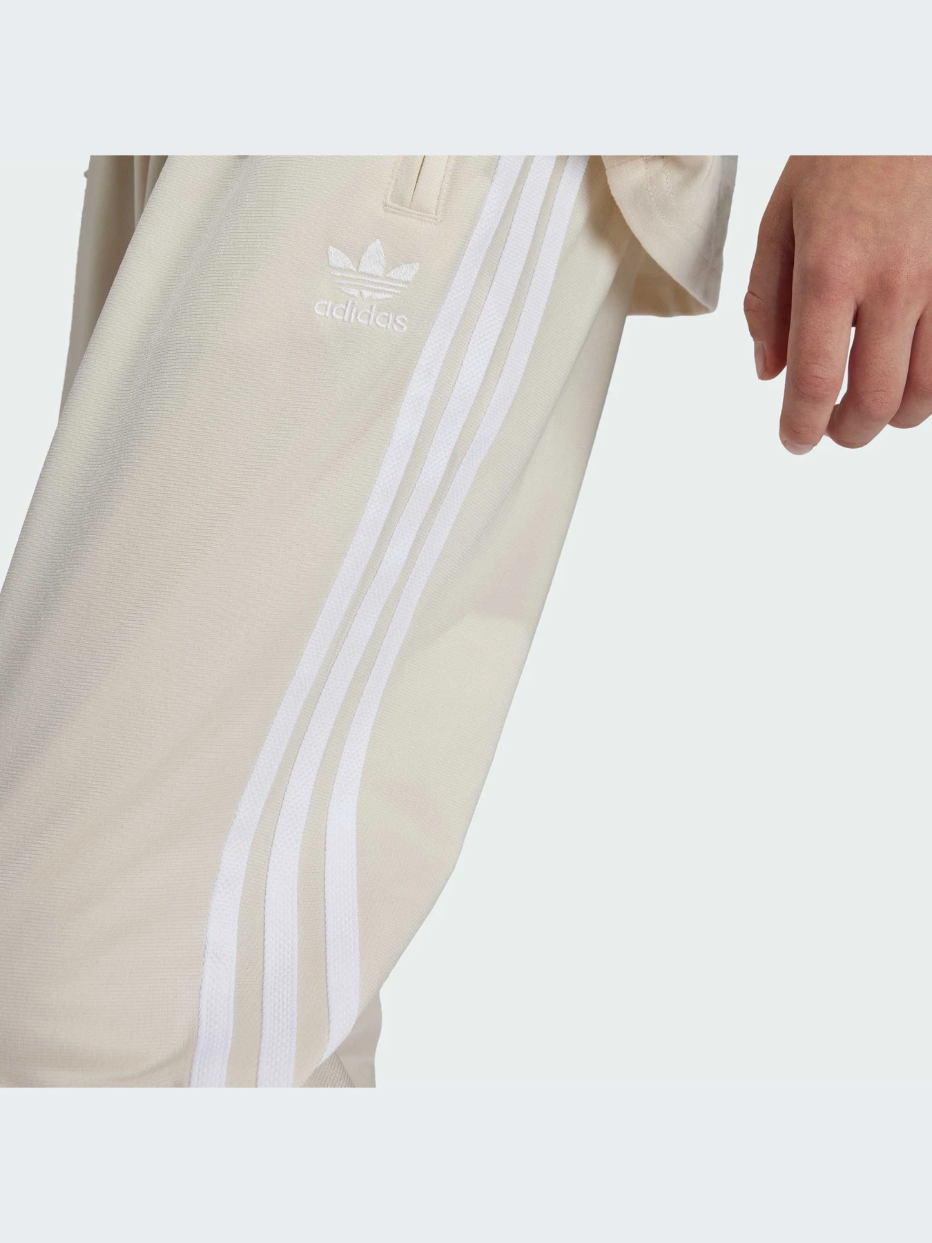 Брюки Adidas Культовые силуэты модель IY9802 Фото