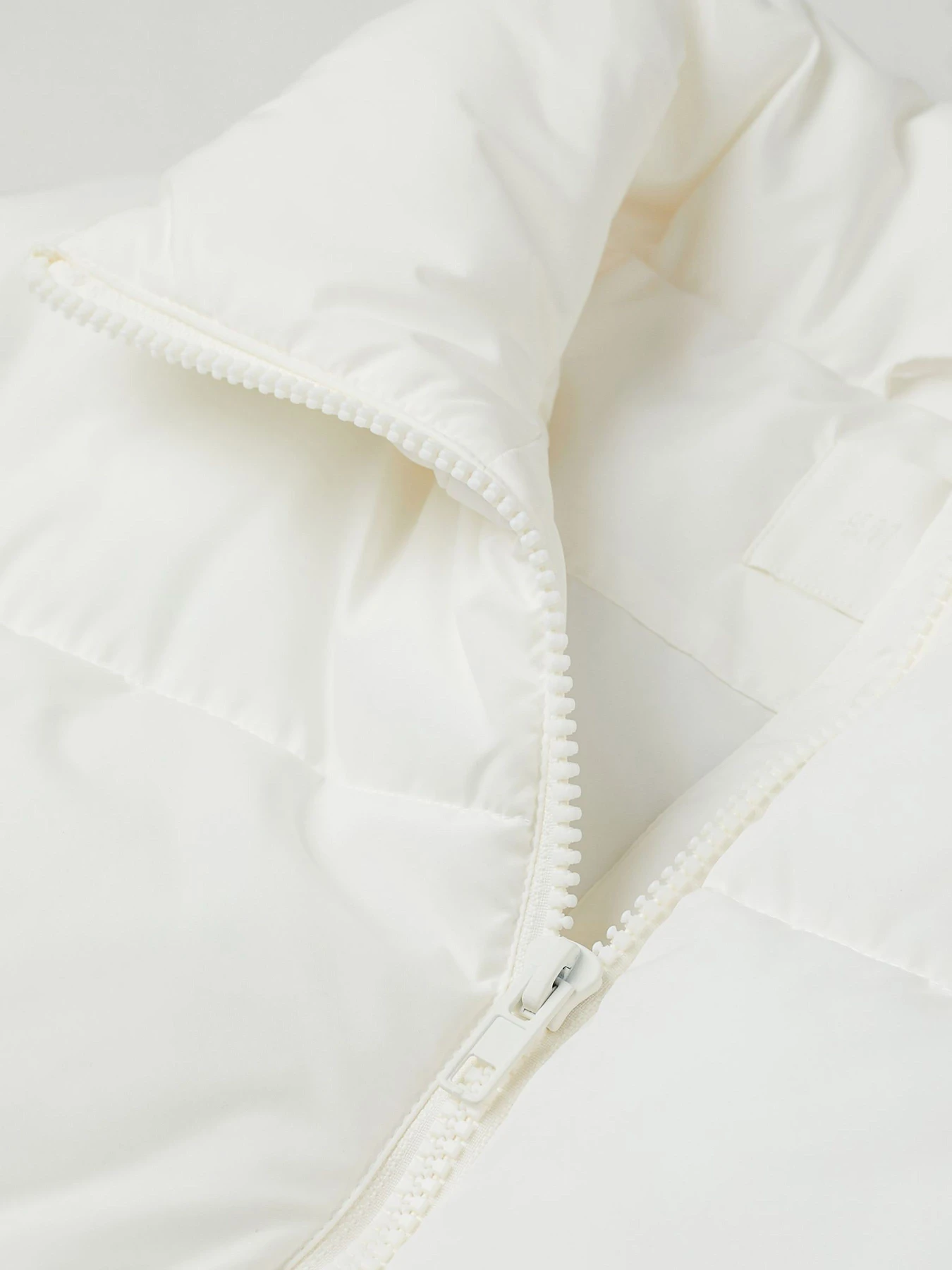 Куртки и дубленки H&M модель 74133 Фото