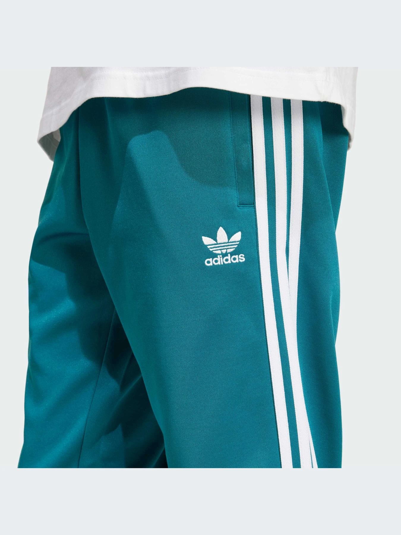 Брюки Adidas модель IY9862 Брюки Adidas модель IY9862 Фото