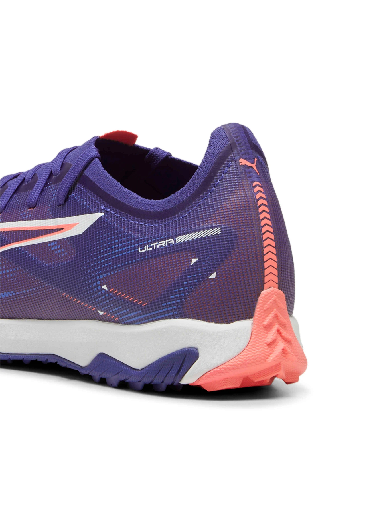 Кроссовки PUMA Ultra 5 Match Tt модель 107892 Кроссовки PUMA Ultra 5 Match Tt модель 107892 Фото