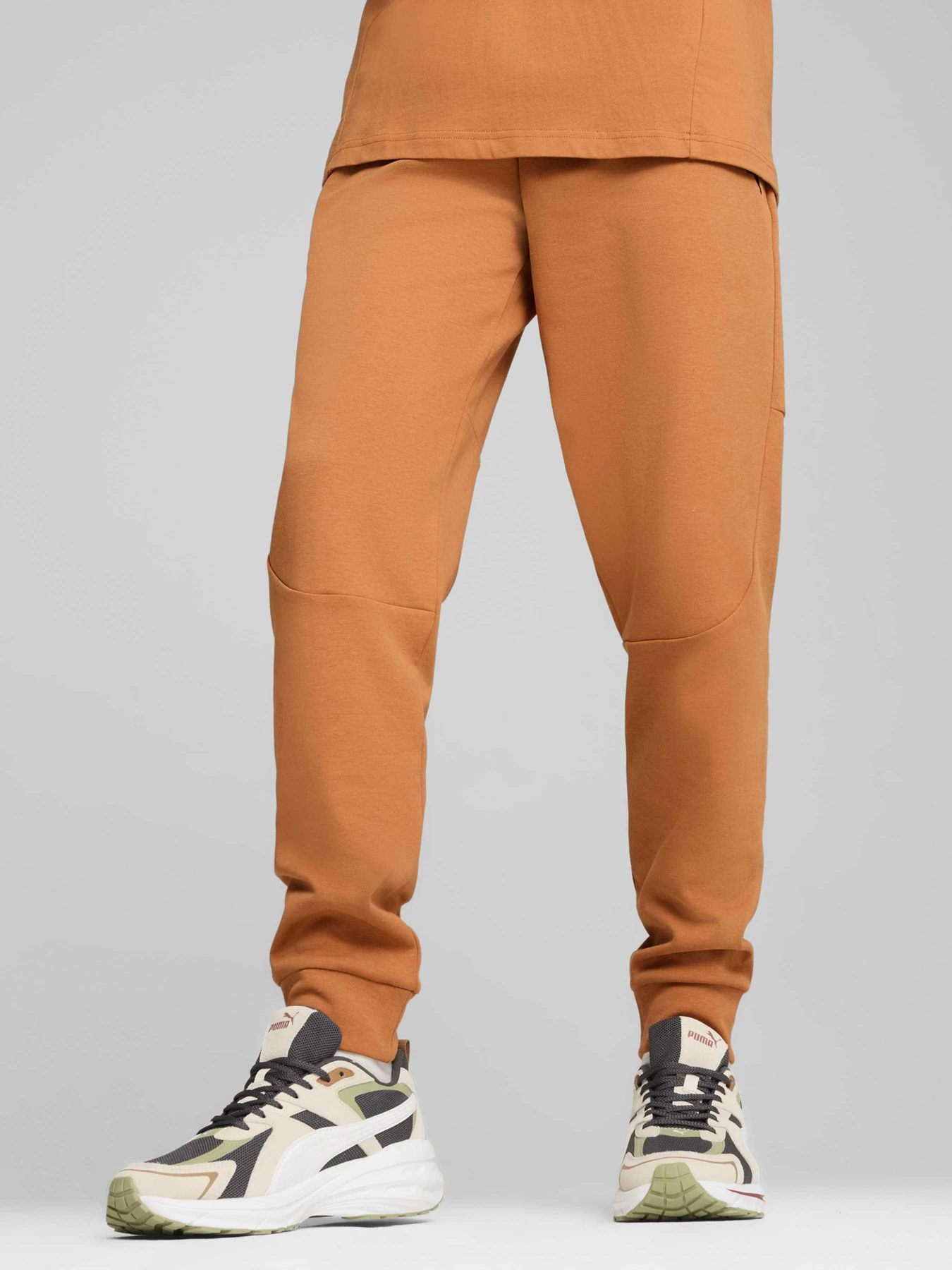 Брюки PUMA Rad/cal Pants модель 681621 Брюки PUMA Rad/cal Pants модель 681621 Фото