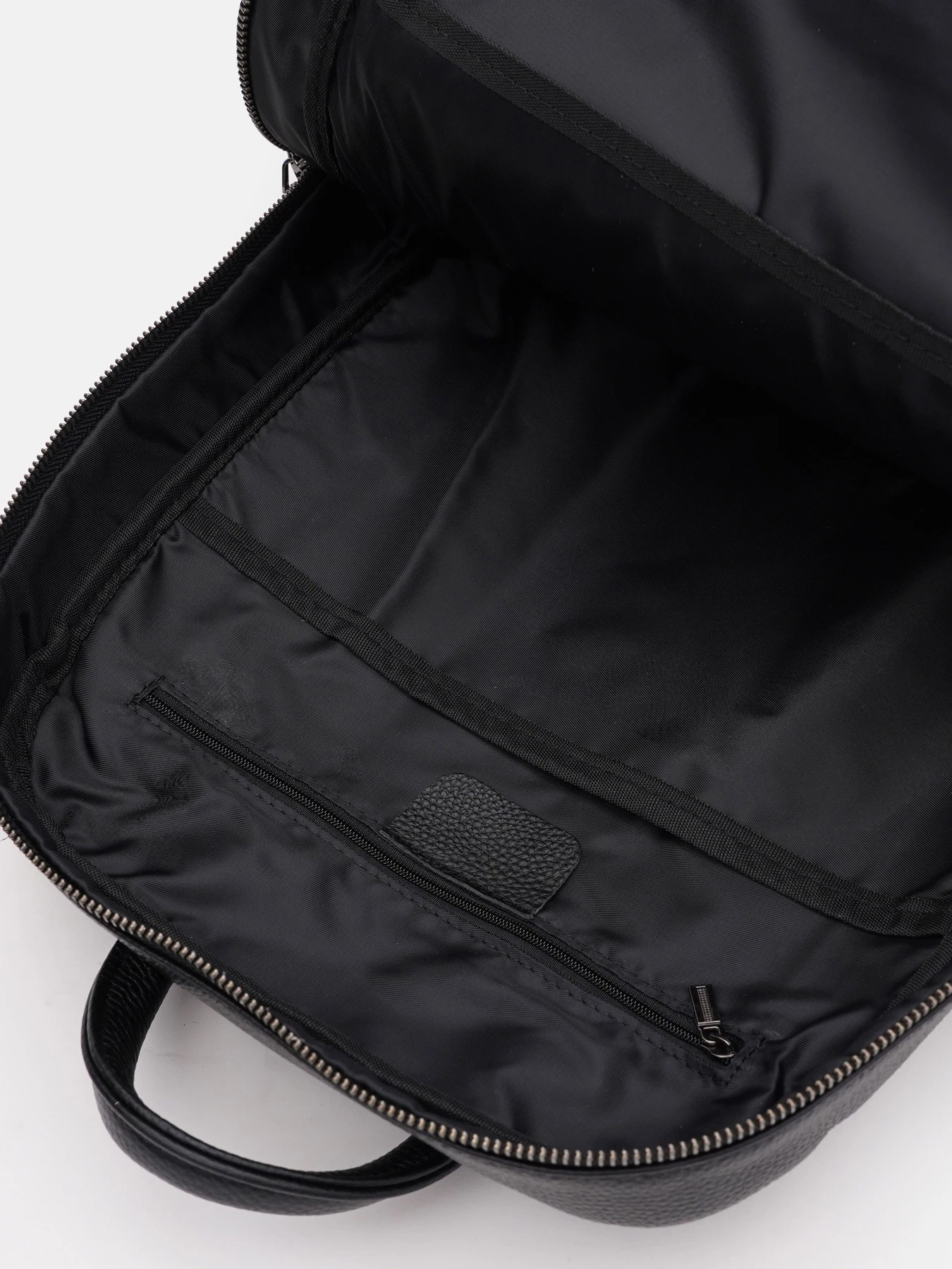 Рюкзаки Ricco Grande модель K12023-16b-black Рюкзаки Ricco Grande модель K12023-16b-black Фото