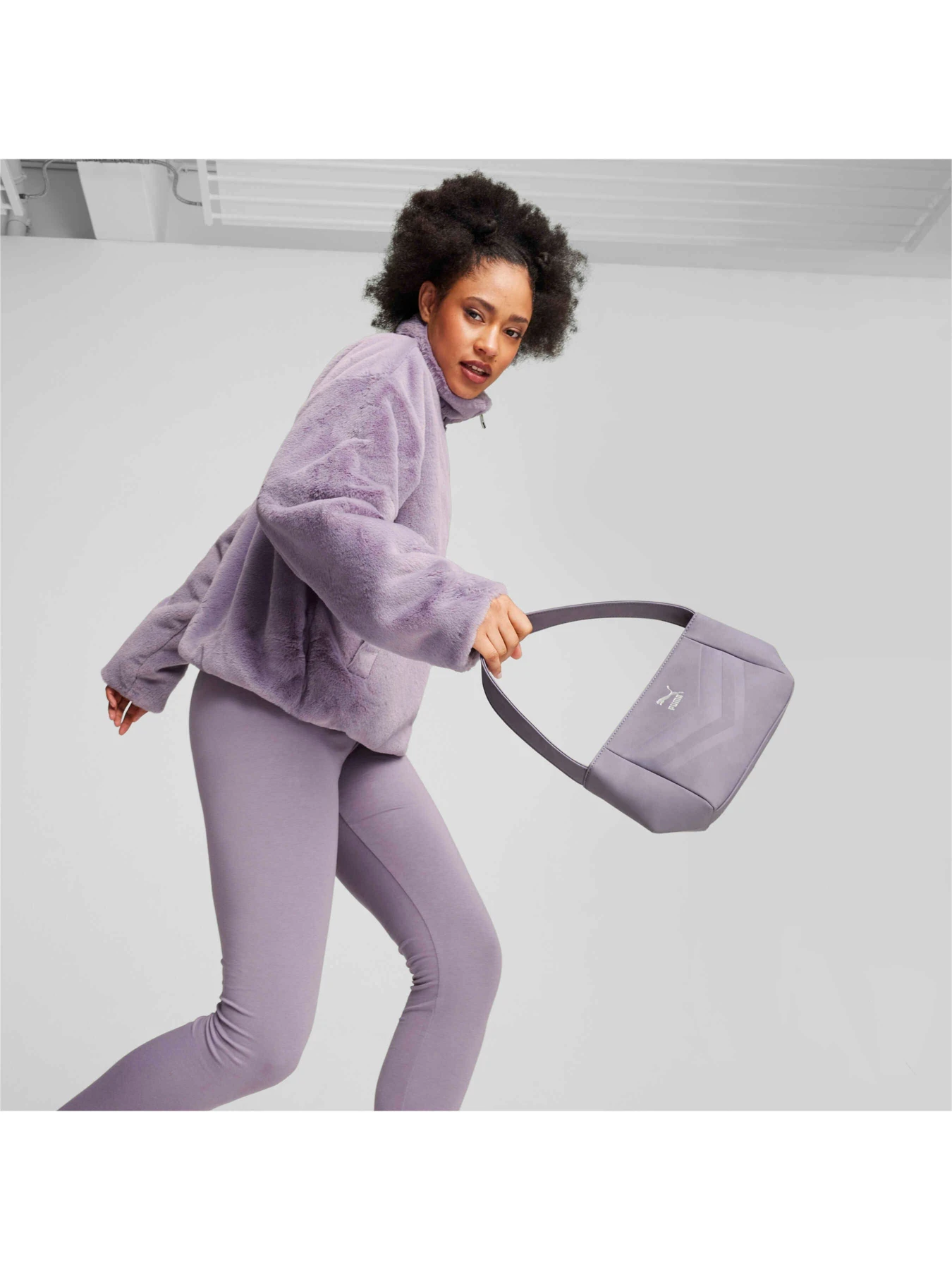 Сумки PUMA Classics S. Baguette Bag модель 090627 Сумки PUMA Classics S. Baguette Bag модель 090627 Фото