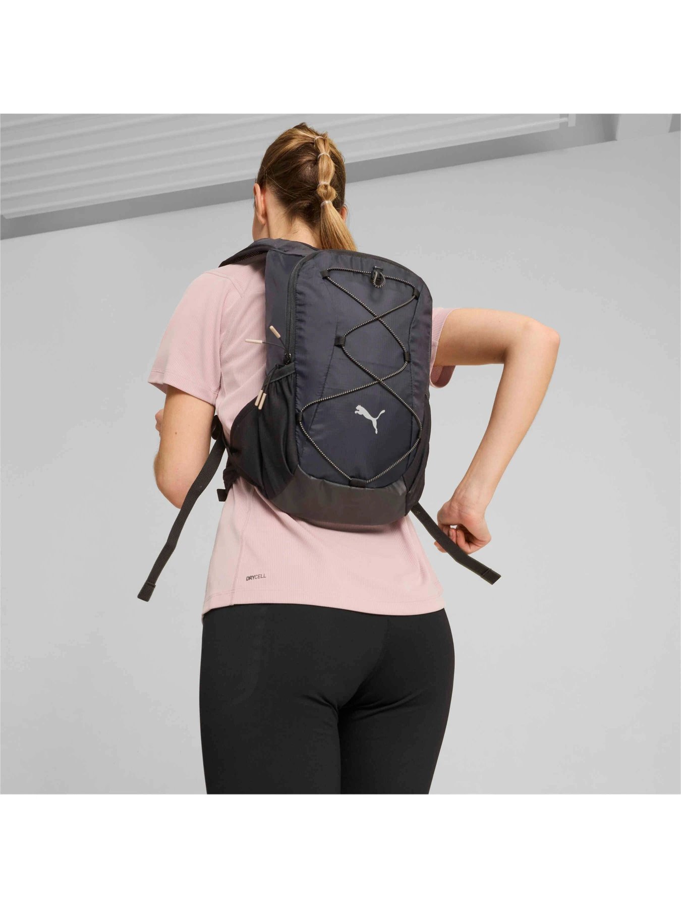 Рюкзаки PUMA Seasons Trail Backpack модель 090967 Рюкзаки PUMA Seasons Trail Backpack модель 090967 Фото