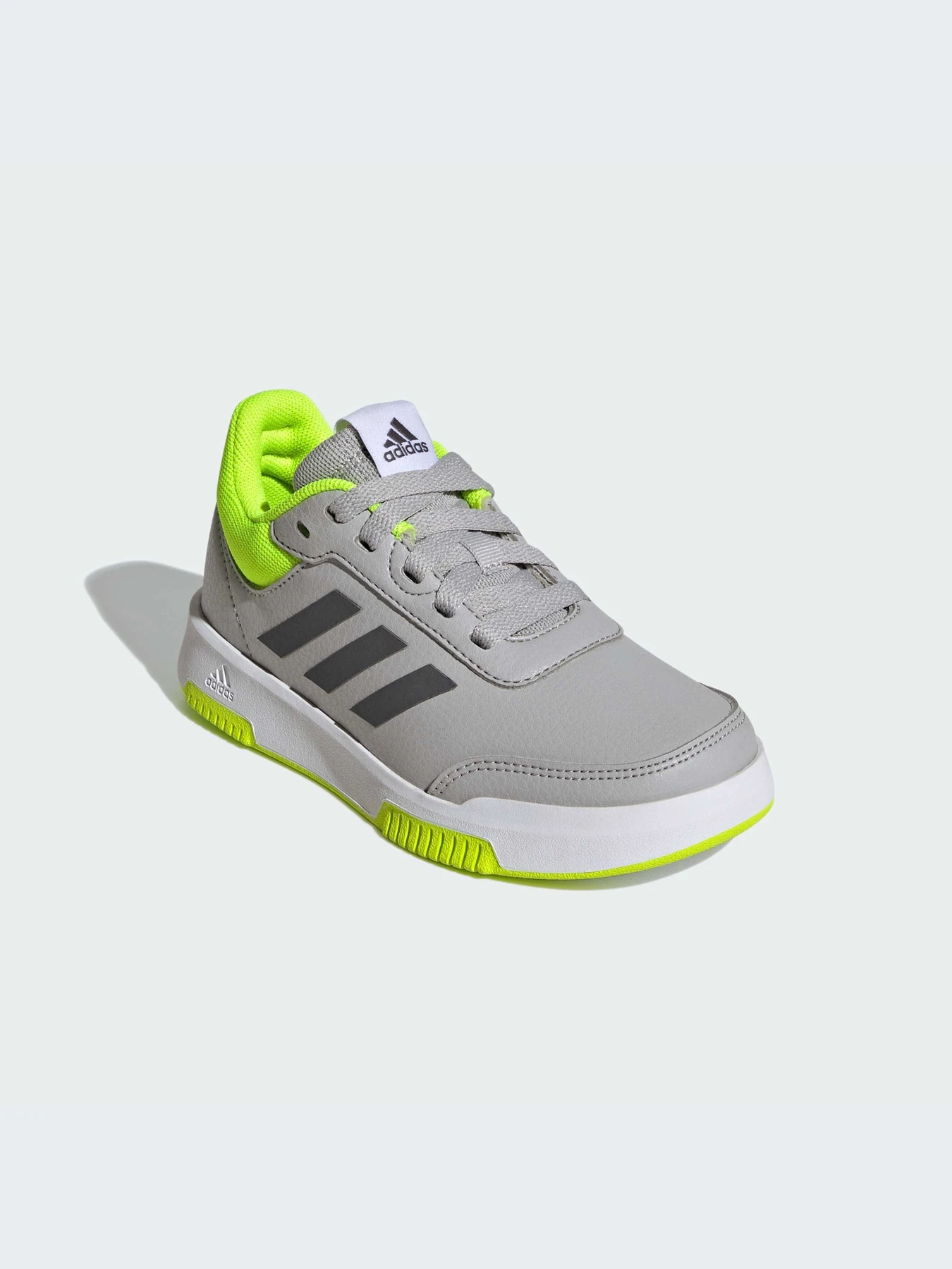 Кроссовки Adidas модель IF8668 Кроссовки Adidas модель IF8668 Фото