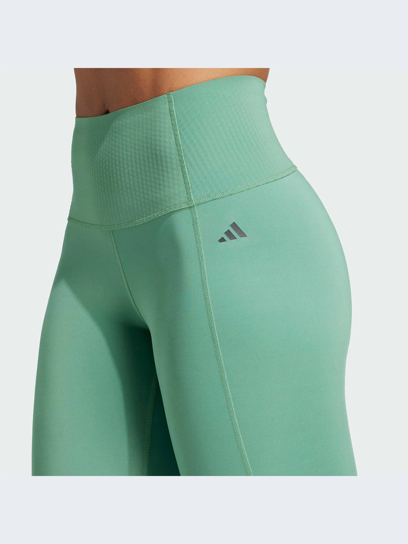 Брюки Adidas модель IT6747 Брюки Adidas модель IT6747 Фото