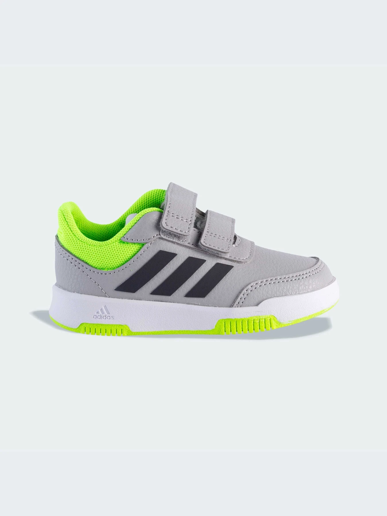Кроссовки Adidas модель IG8800 Кроссовки Adidas модель IG8800 Фото